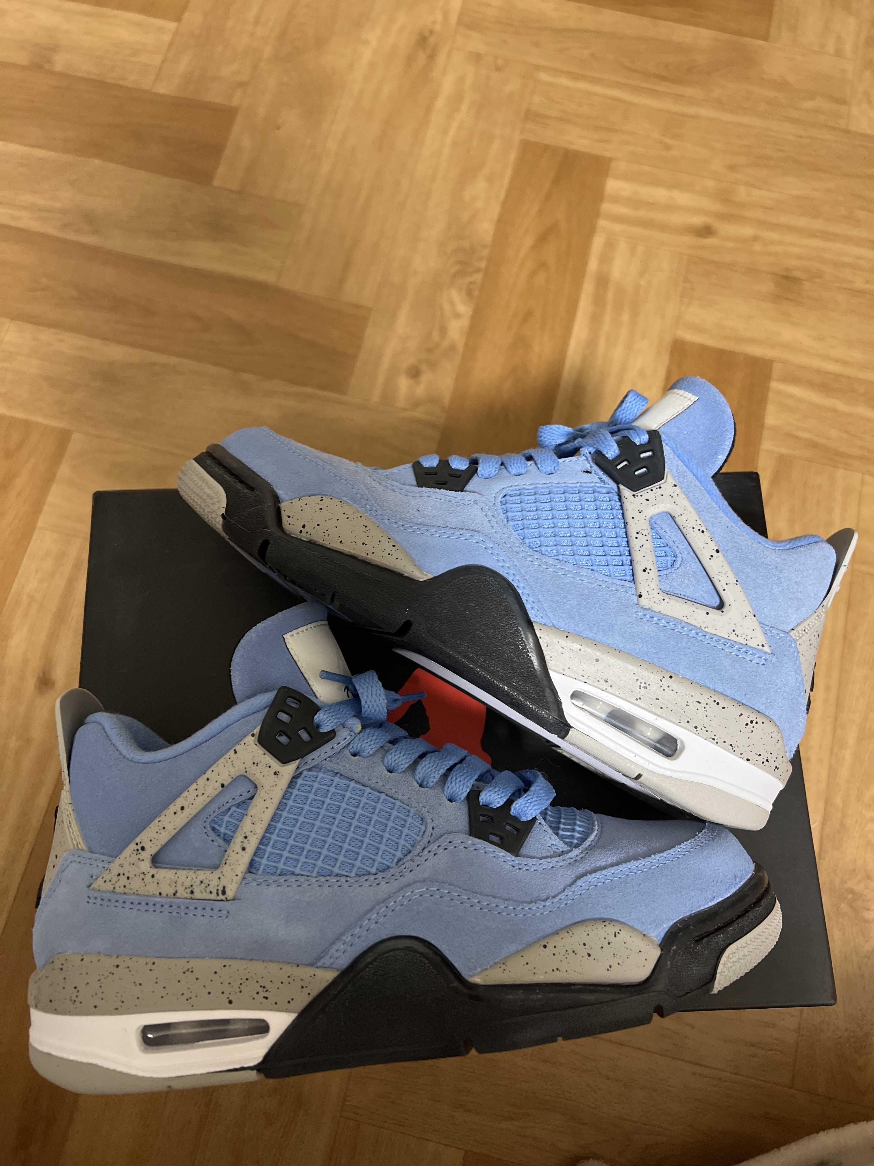 Nike GS Air Jordan 4 "University Blue"