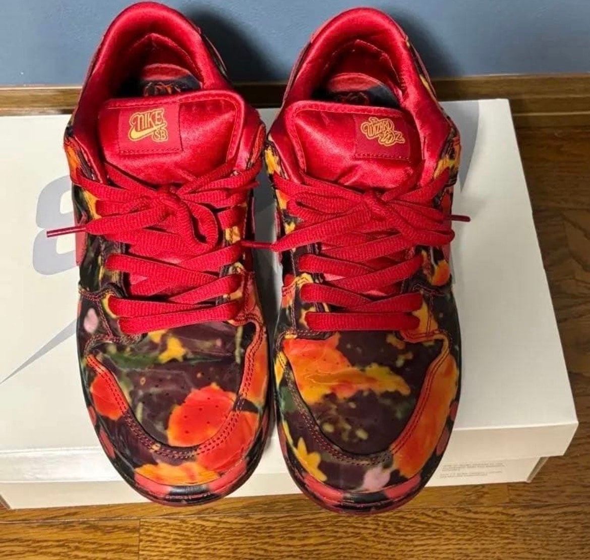 The Wizard of Oz × Nike SB Dunk Low "Poppy Field"