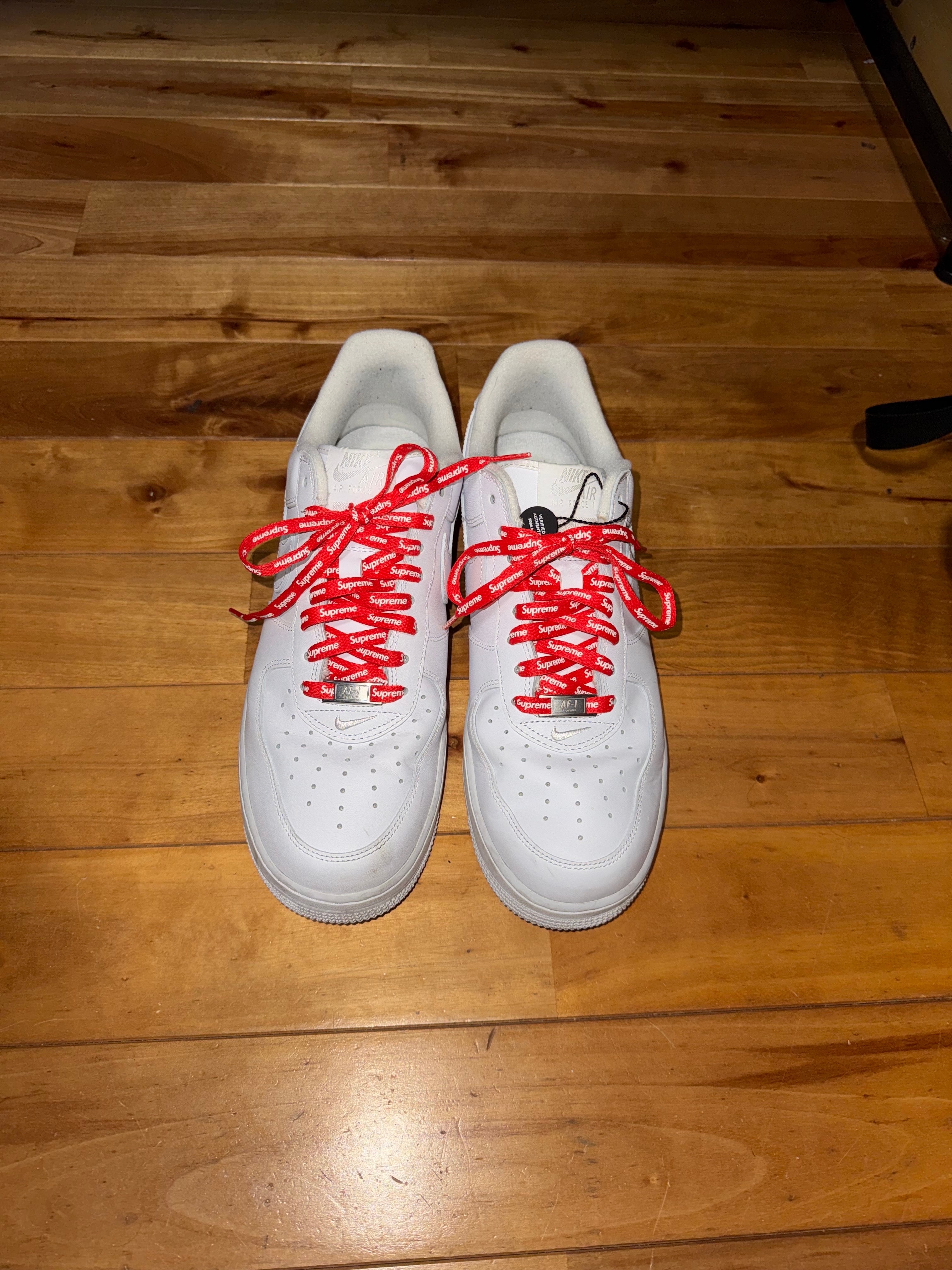 Supreme × Nike Air Force 1 Low 