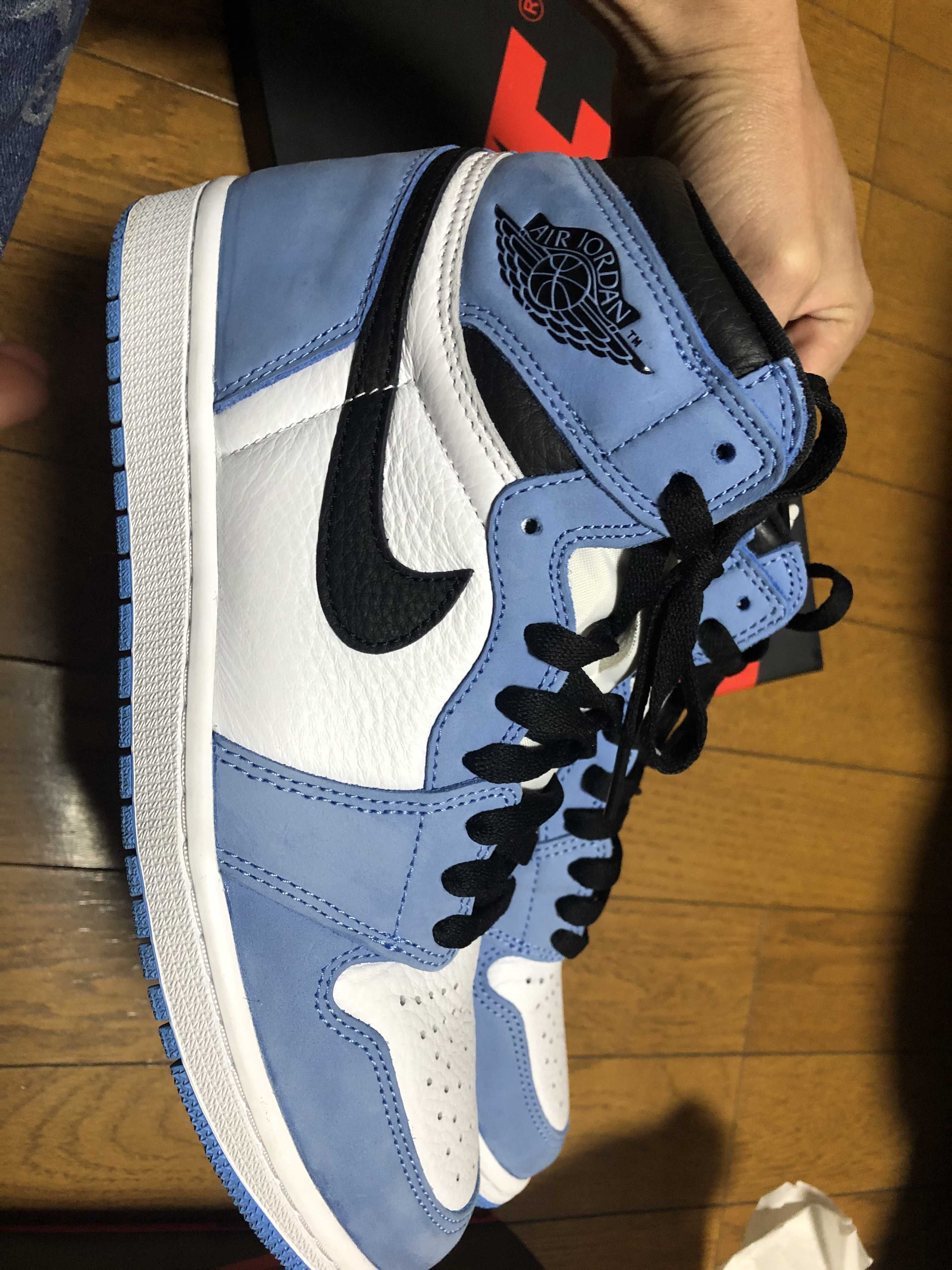 Nike Air Jordan 1 High OG "University Blue"