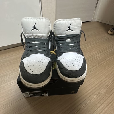 Nike Air Jordan 1 Low "Grey/White/Black"