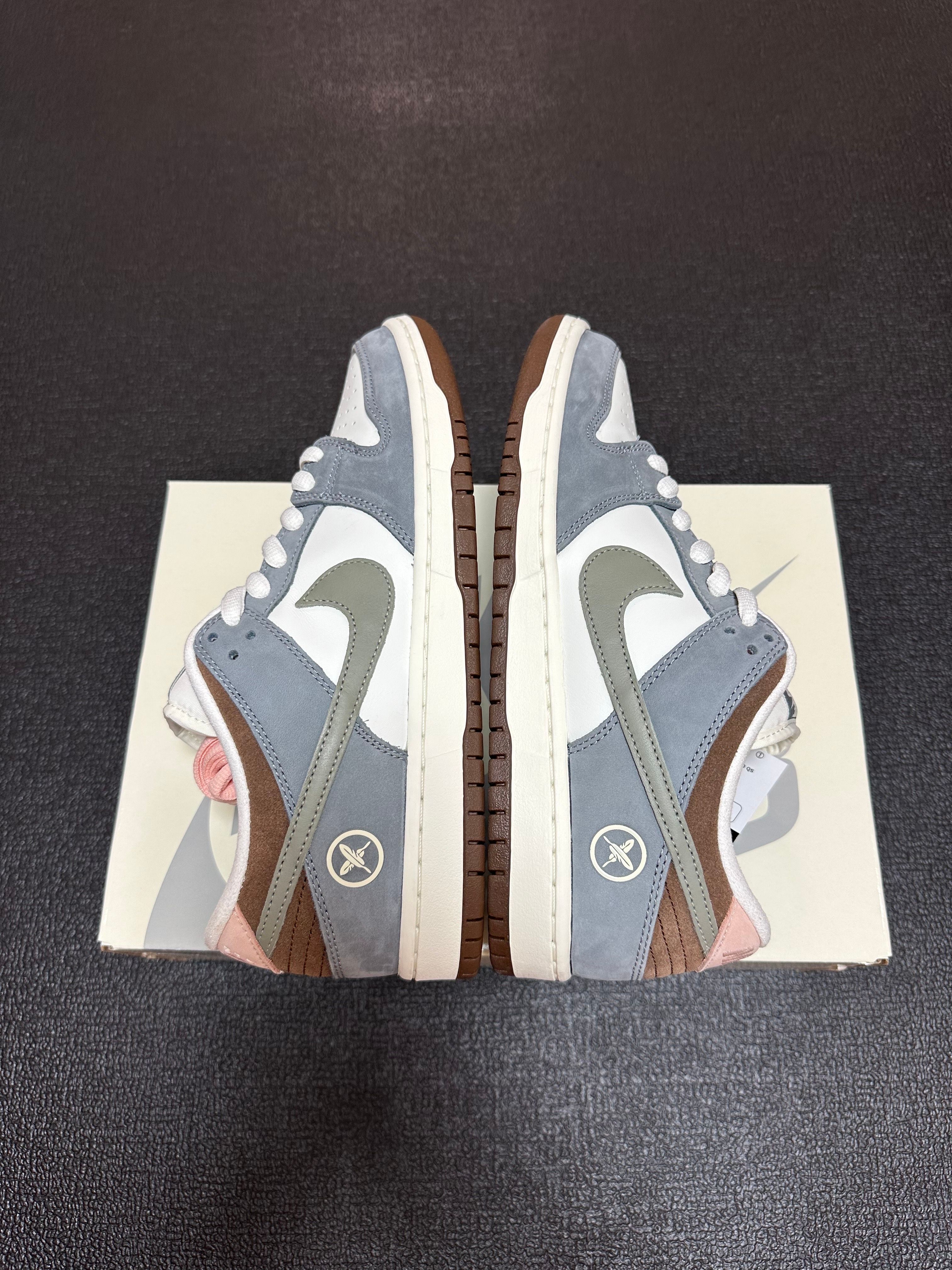 堀米 雄斗(Yuto Horigome) × Nike SB Dunk Low Pro QS "Wolf Grey"