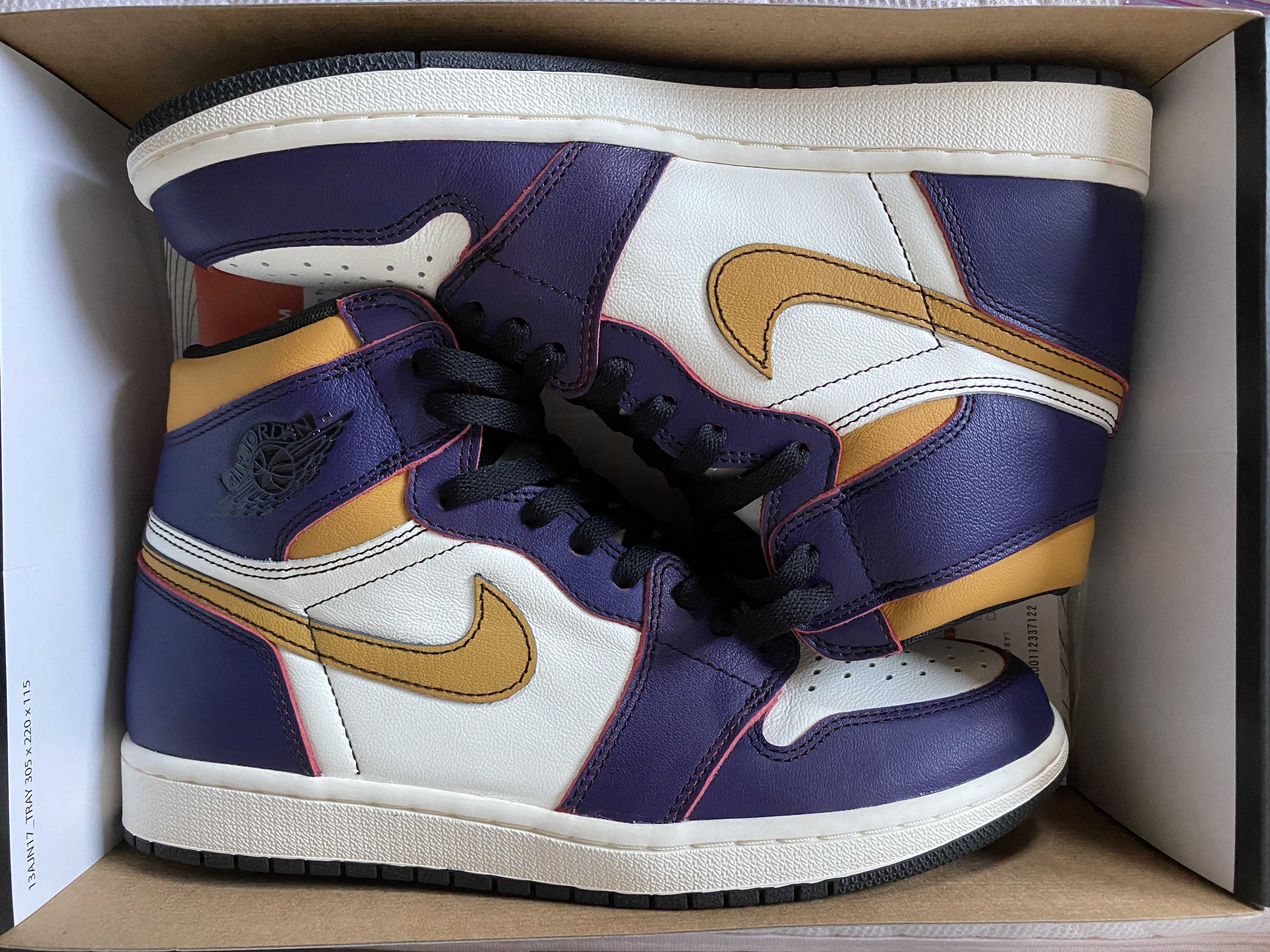 Nike SB × Air Jordan 1 Retro High "La To Chicago"