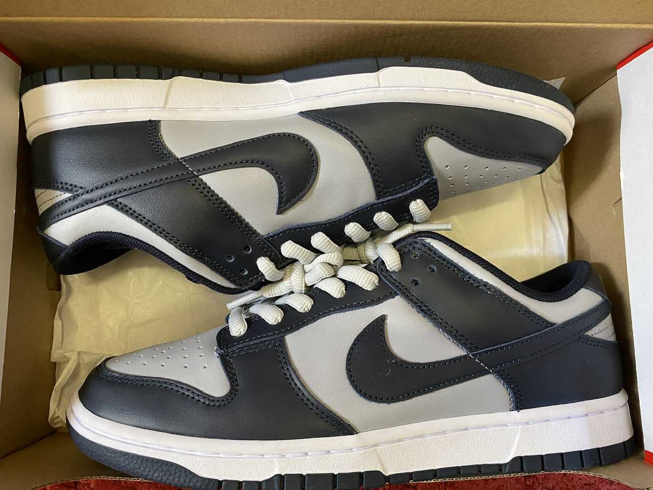 Nike Dunk Low "Championship Grey"