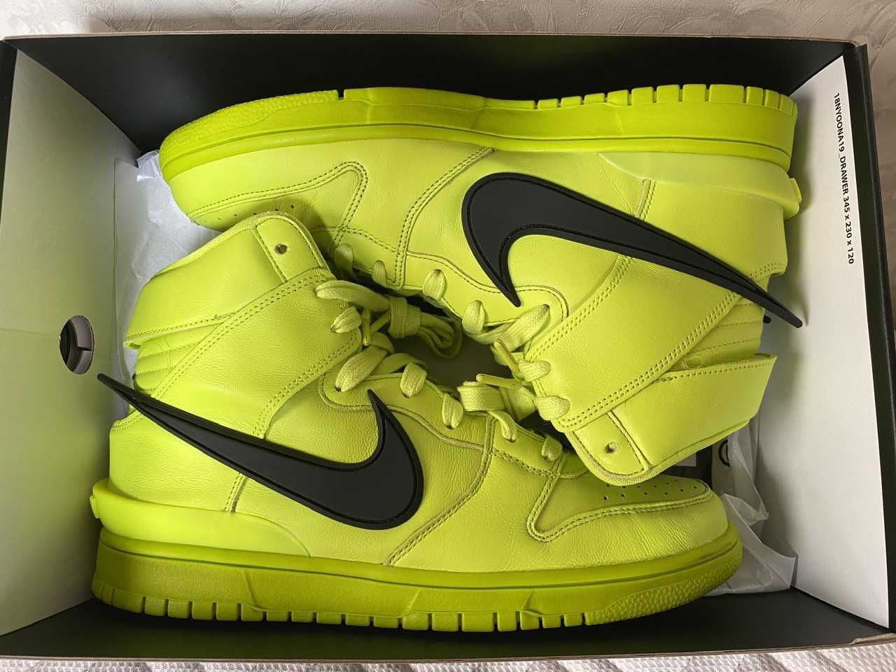 AMBUSH × NIKE DUNK HIGH "FLASH LIME"