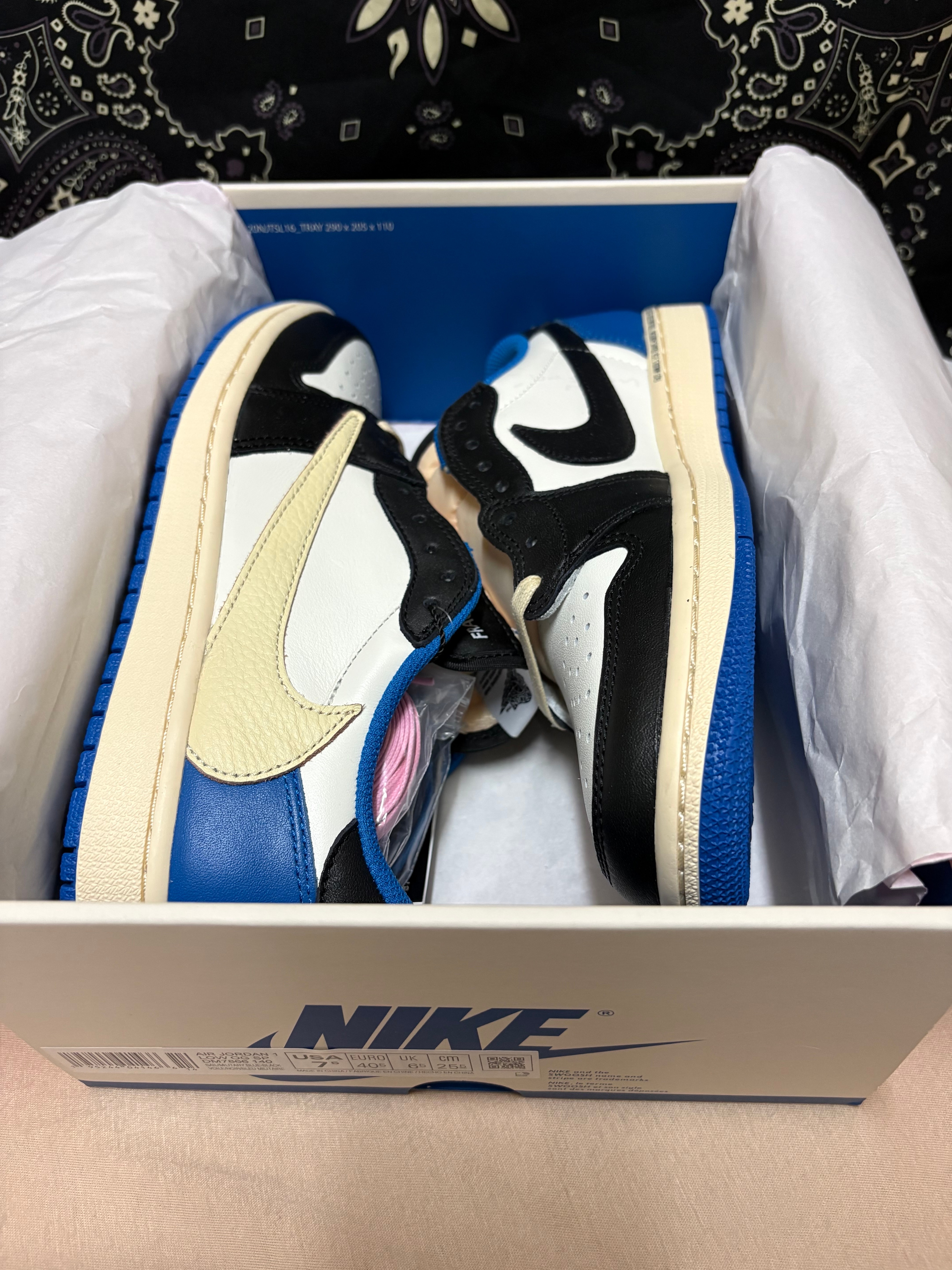 Travis Scott × fragment design × Nike Air Jordan 1 Low OG SP "Military Blue"