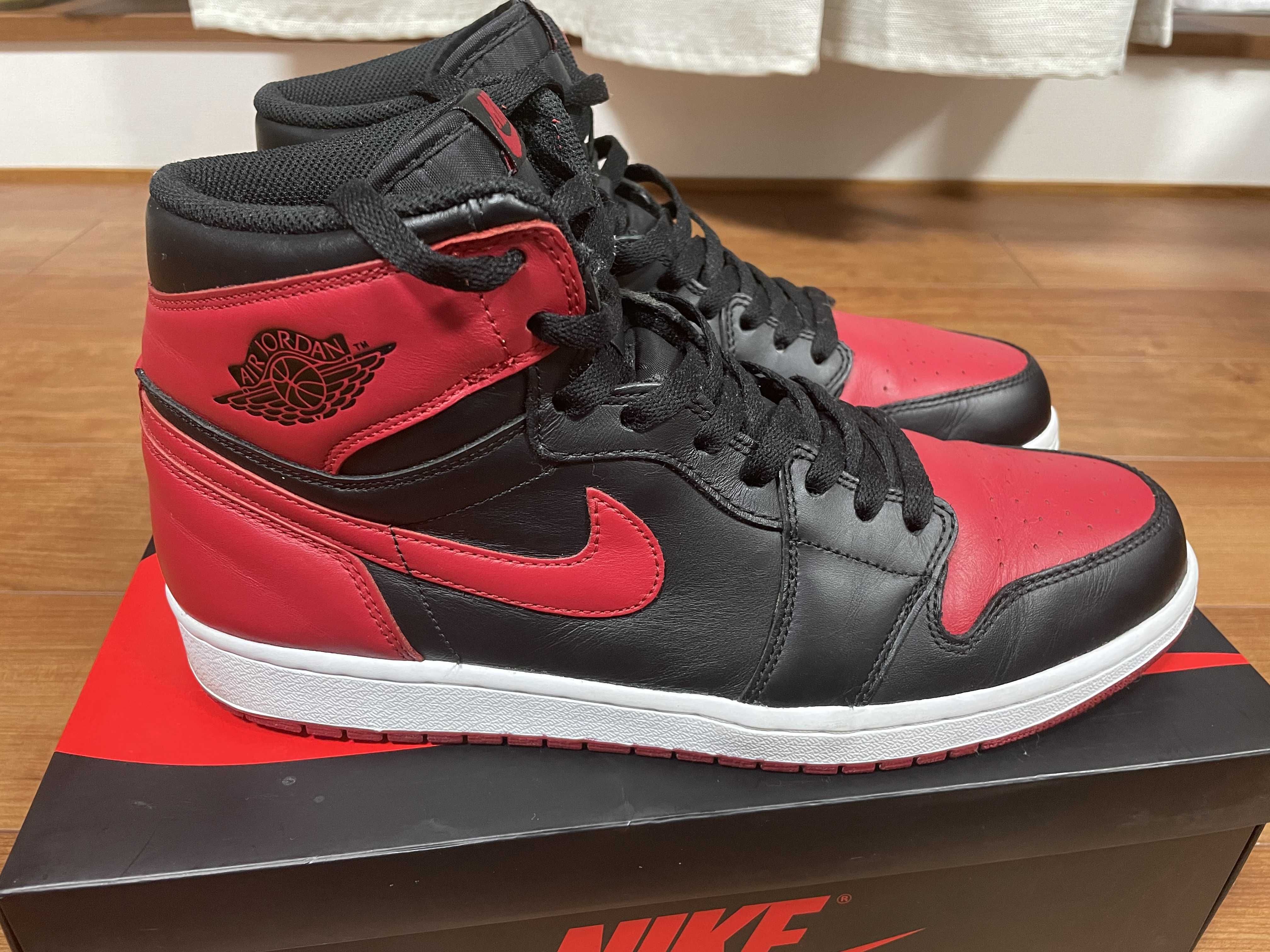 Nike Air Jordan 1 Retro High OG "Bred" (2013)