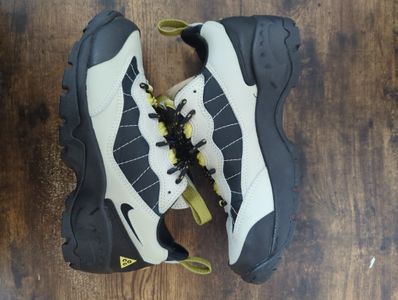 Nike ACG Air Mada "Light Bone"