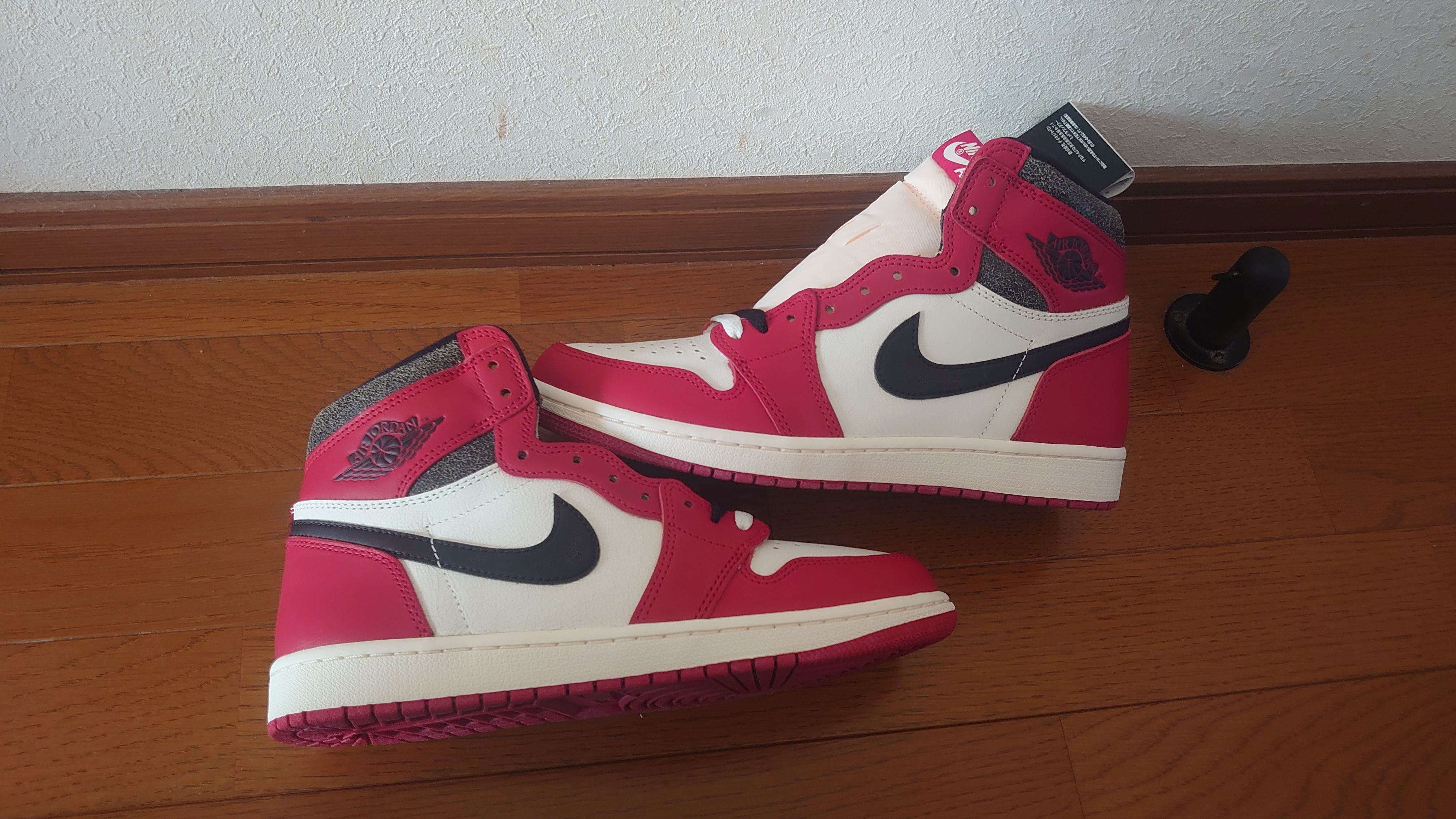 Nike Air Jordan 1 High OG "Lost & Found/Chicago"