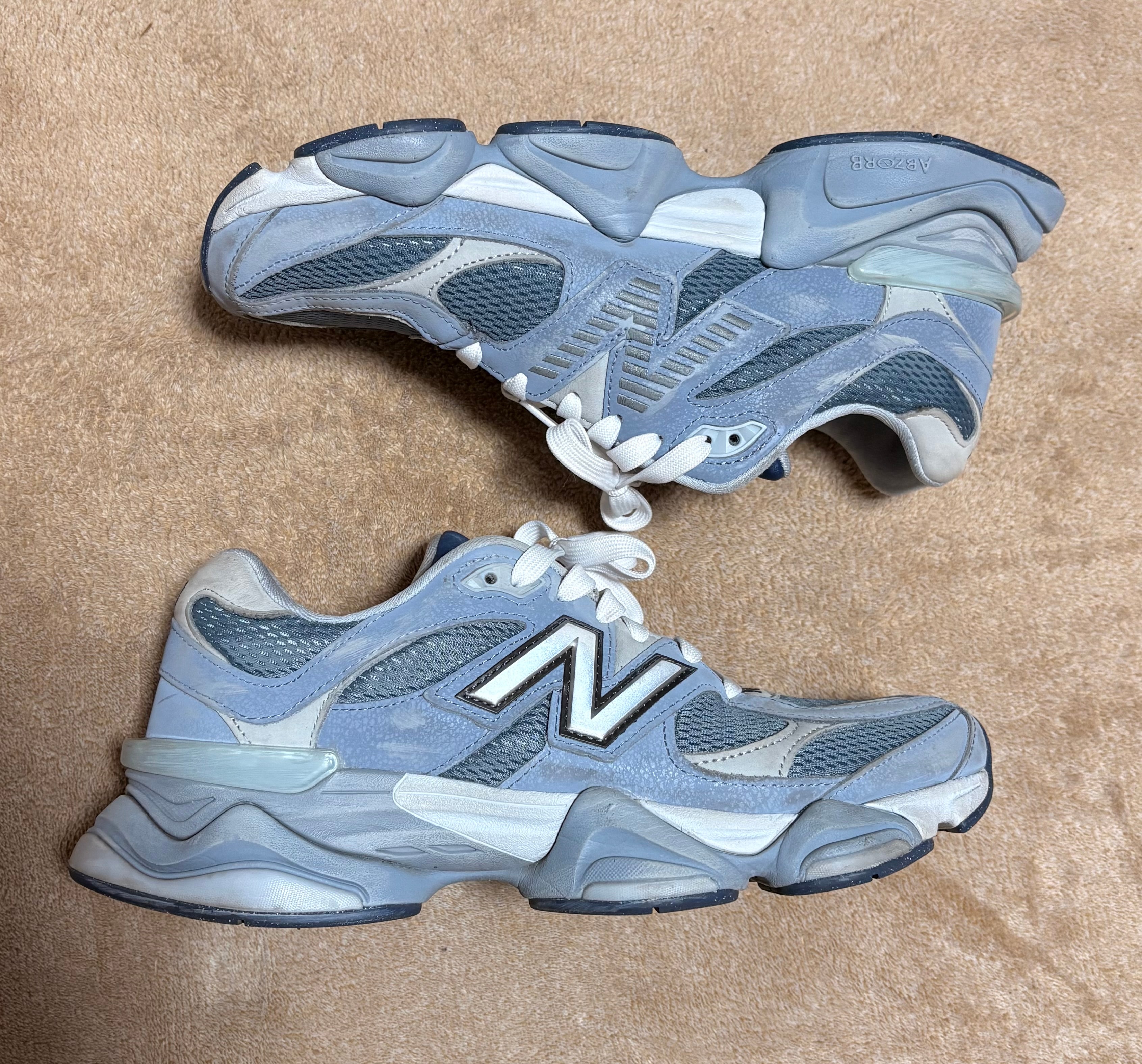 ニューバランス 9060 "ザ ムーン デイジー パック"