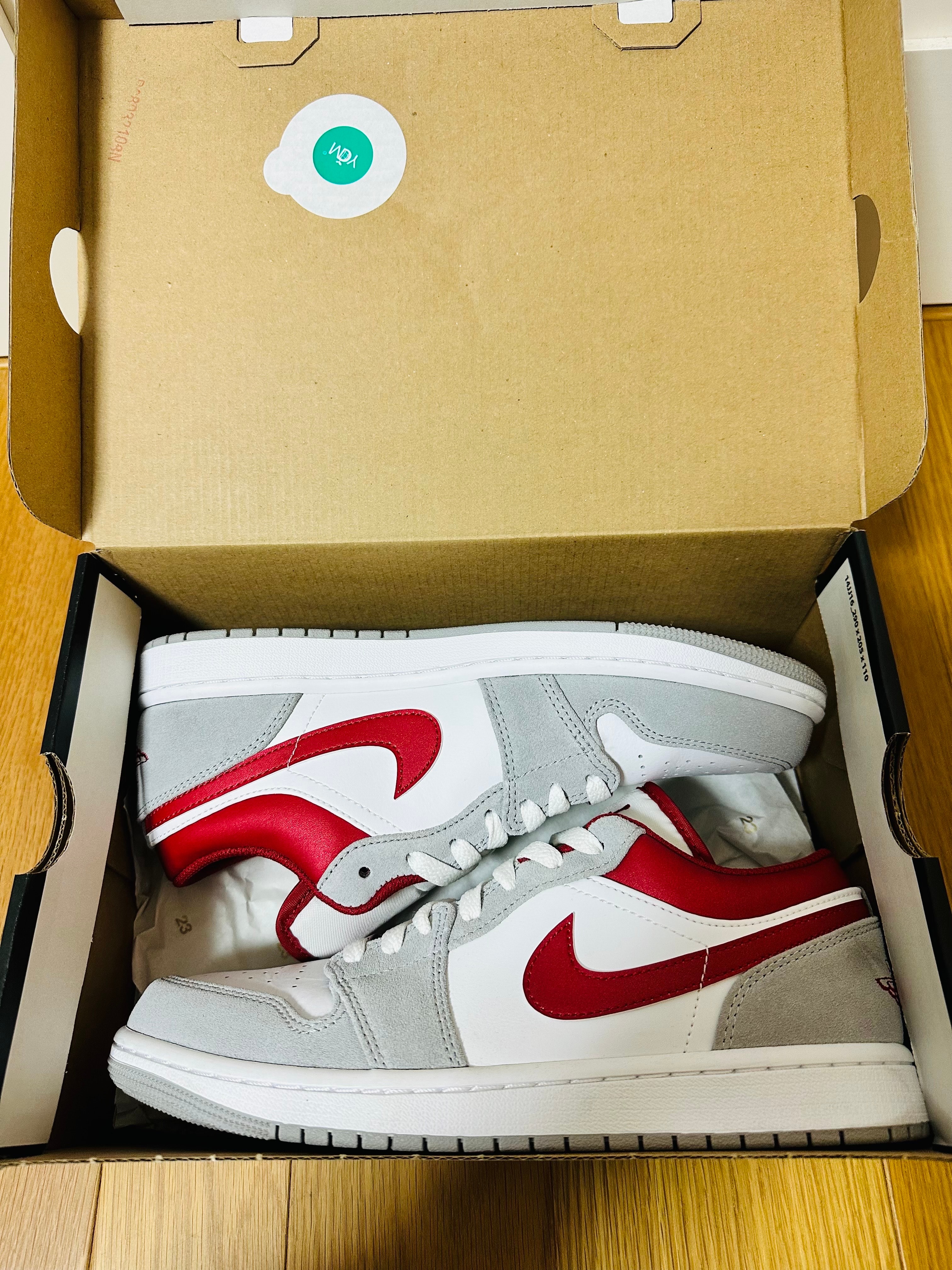Nike Air Jordan 1 Low SE "White/Grey/Red"