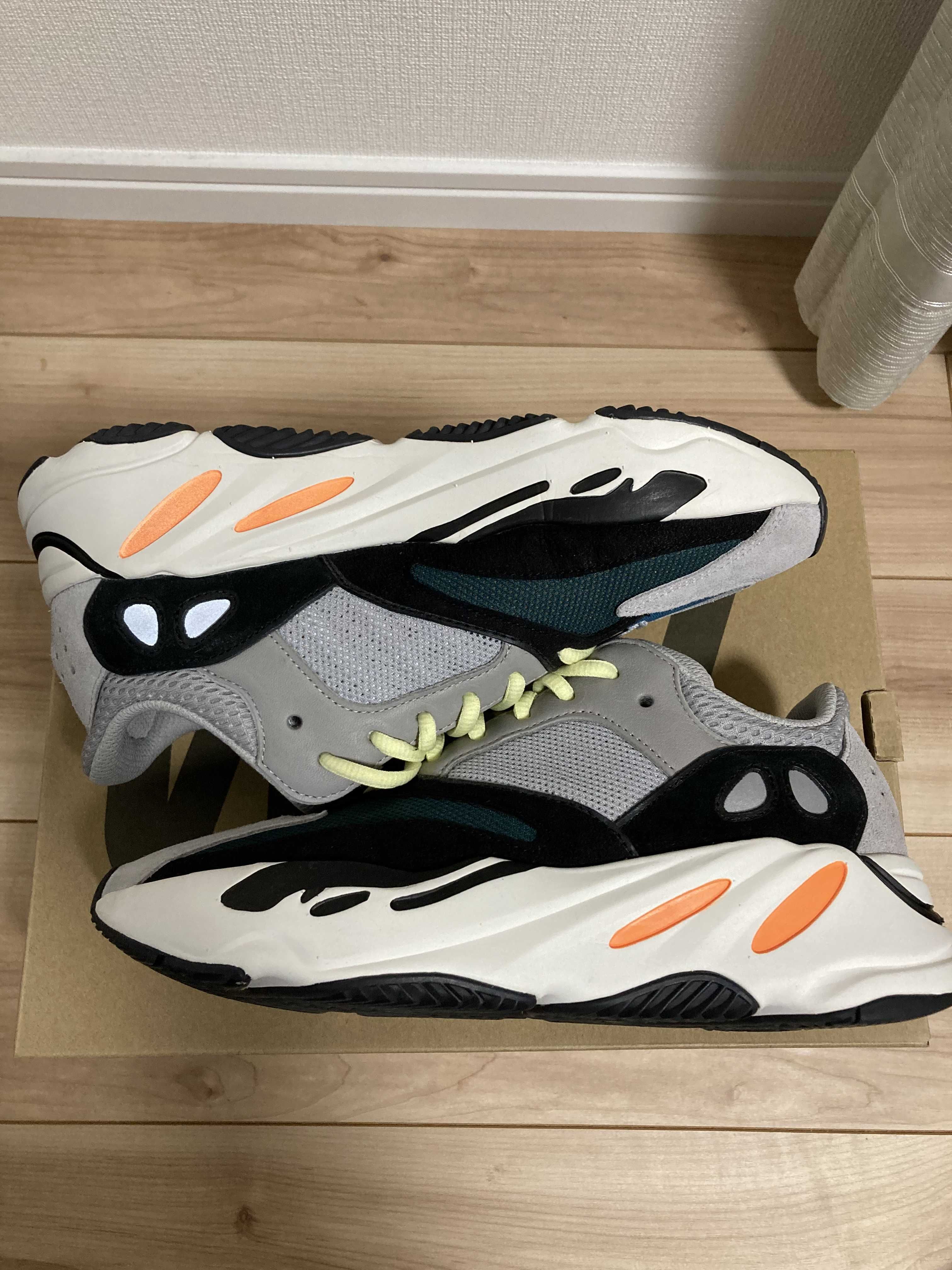 adidas YEEZY Boost 700 "Wave Runner"