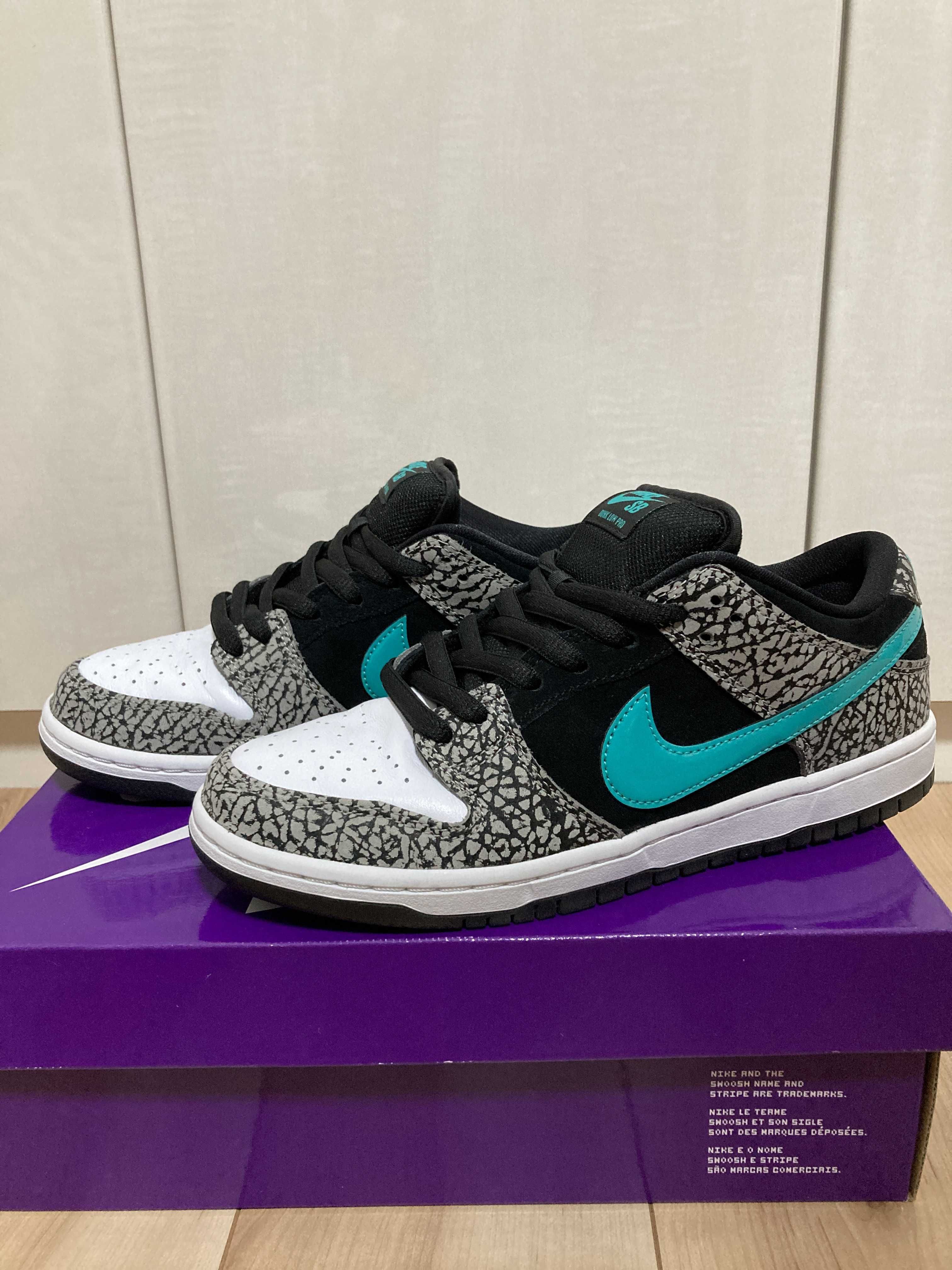 Nike SB Dunk Low "Elephant/Safari"