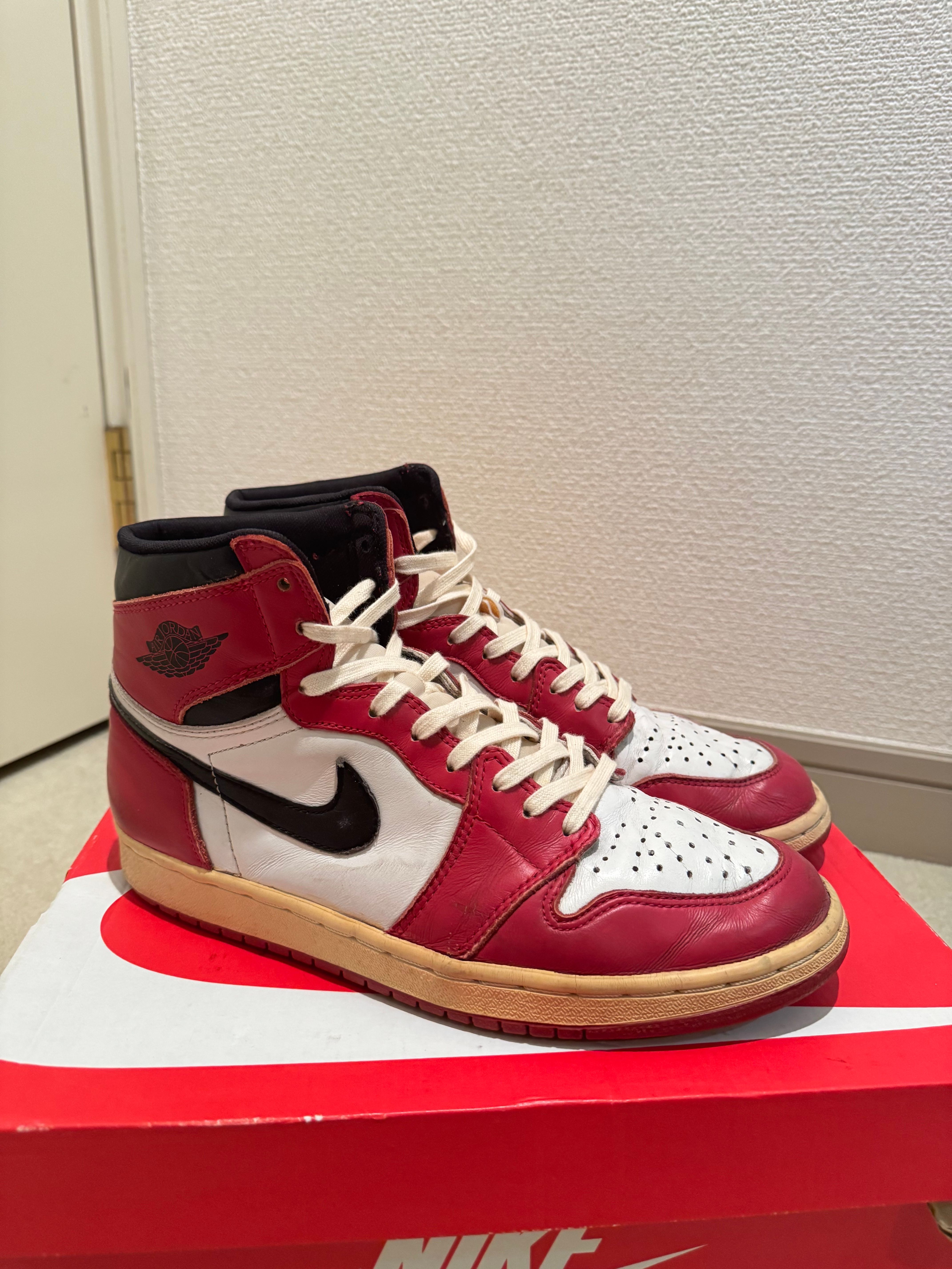 Nike Air Jordan 1 Retro High "Chicago" (1994)