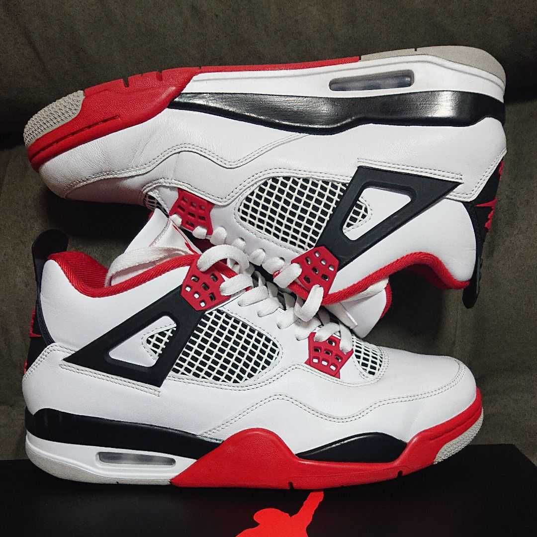 Nike Air Jordan 4 Retro OG "Fire Red" (2020)