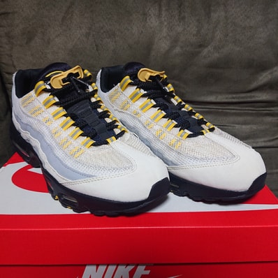 Nike Air Max 95 Essential "White/Tour Yellow/Black/Wolf Grey"