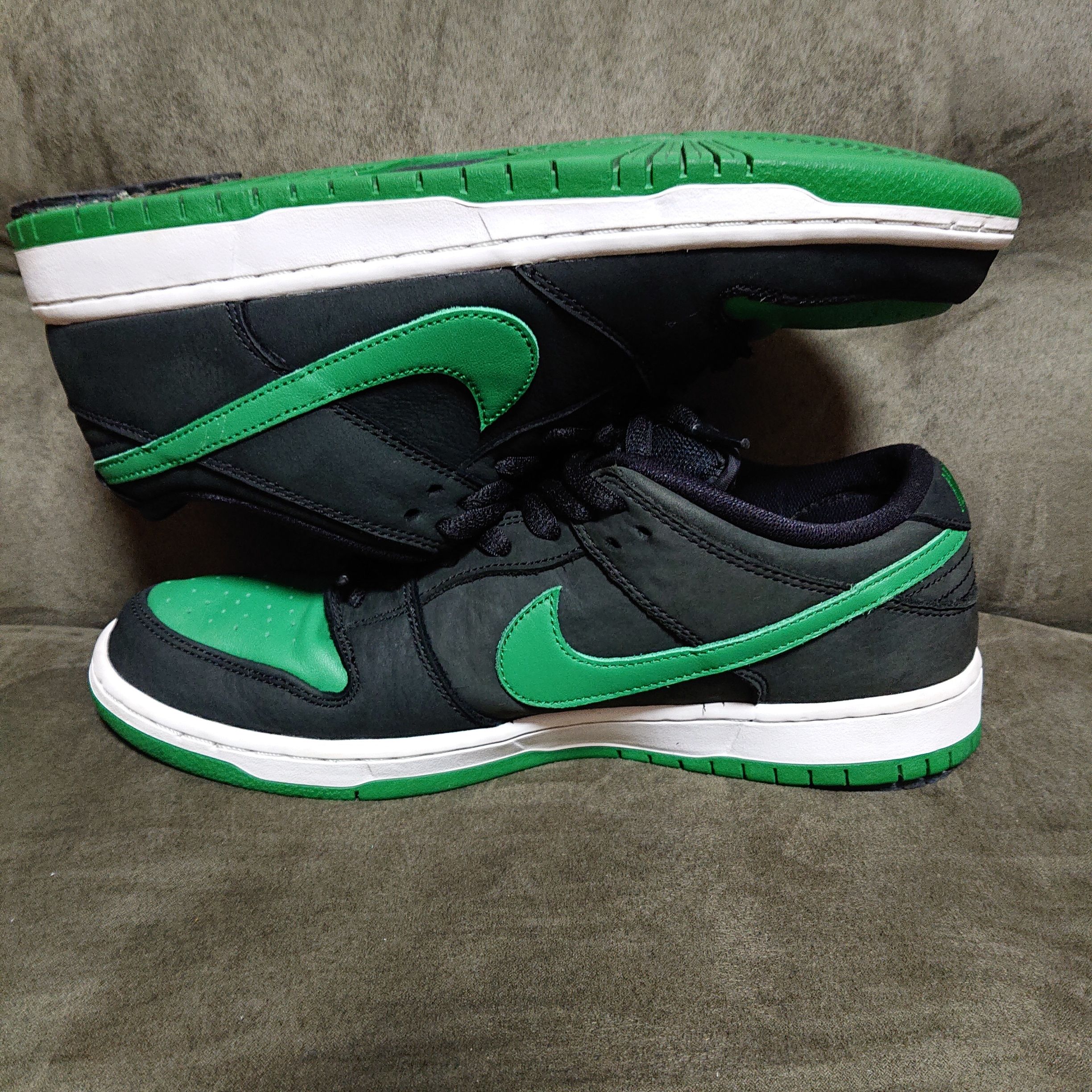 Nike SB Dunk Low PRO "Black/Pine Green"
