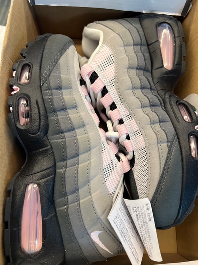 Nike Women's Air Max 95 OG Big Bubble "Medium Grey/Pink Foam"