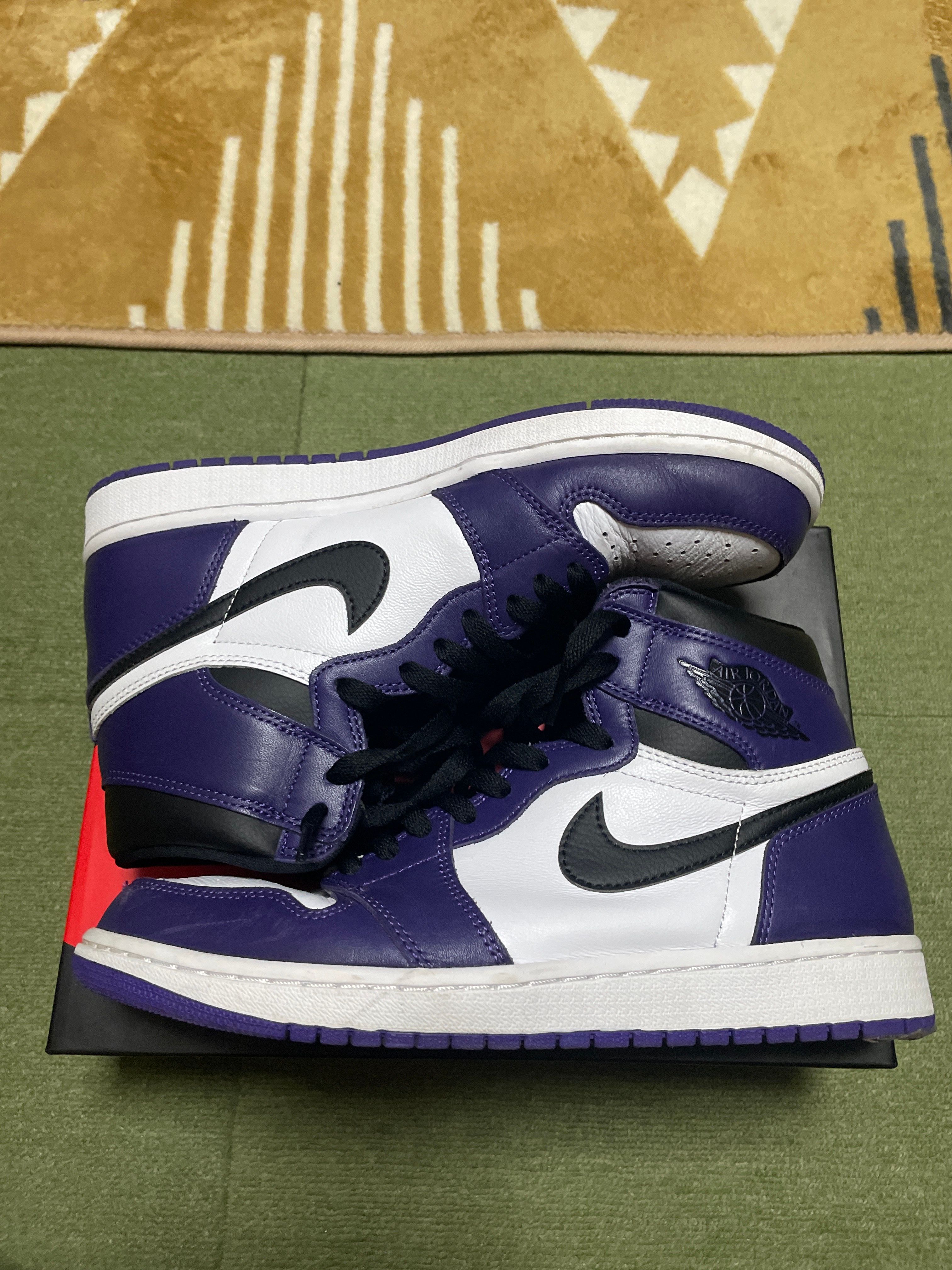 Nike Air Jordan 1 Retro High OG "Court Purple White/Black" (2020)