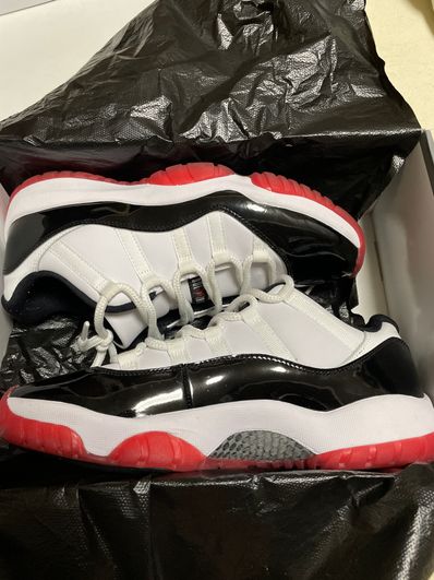 Nike Air Jordan 11 Low "Gym Red"