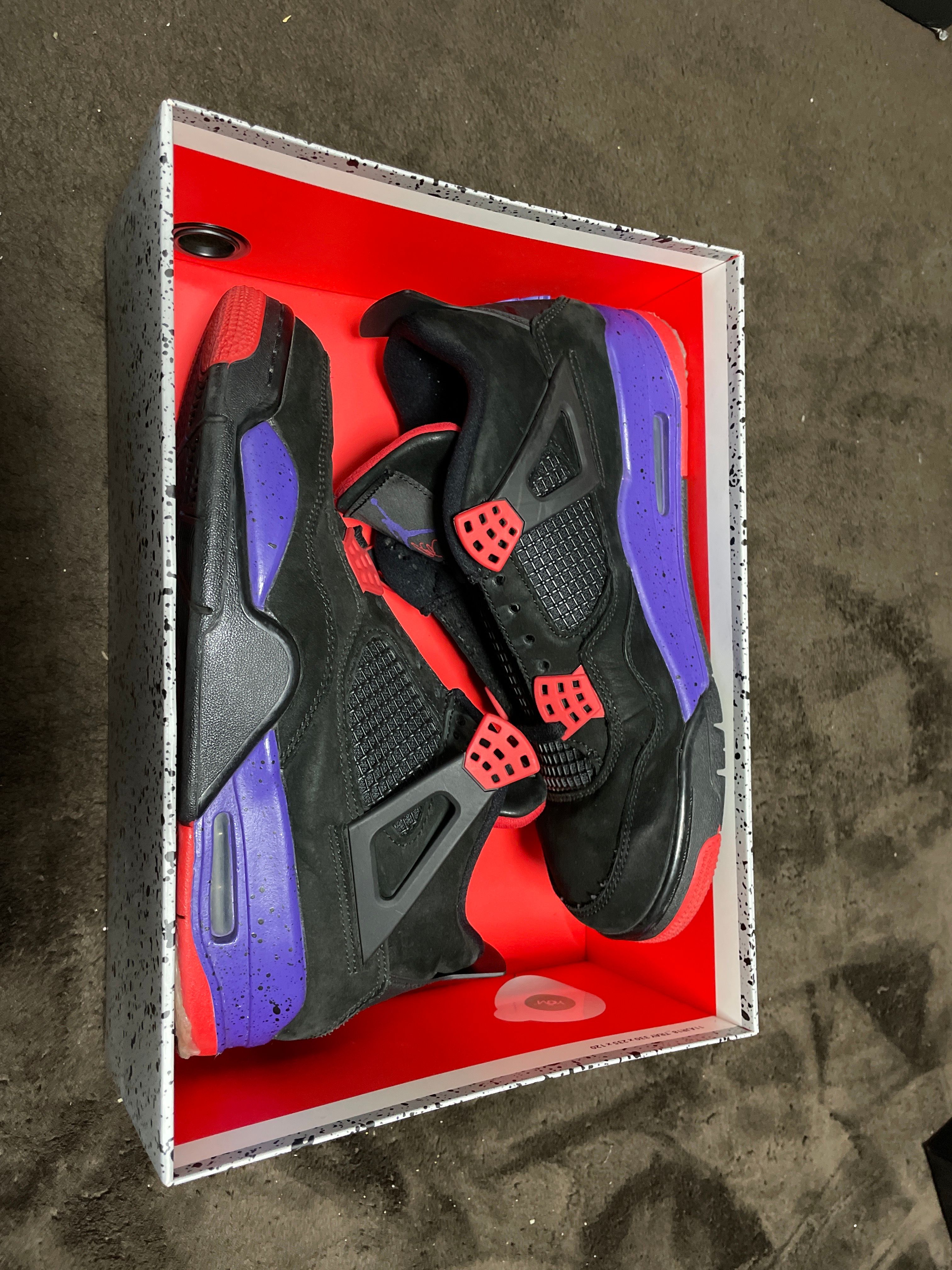 OVO × NIKE AIR JORDAN 4 RETRO DRAKE "RAPTORS"