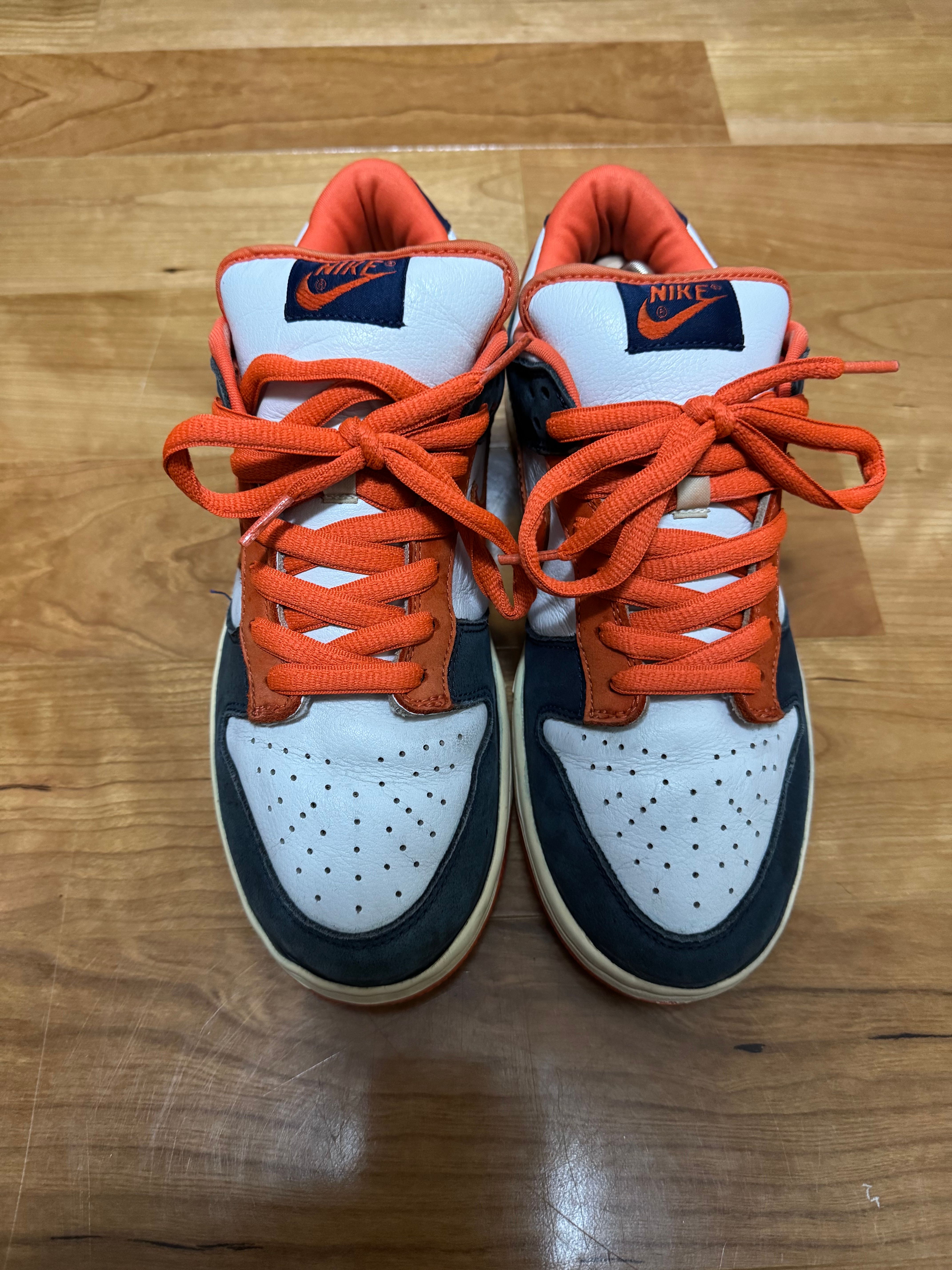 Nike SB Dunk Low Broncos