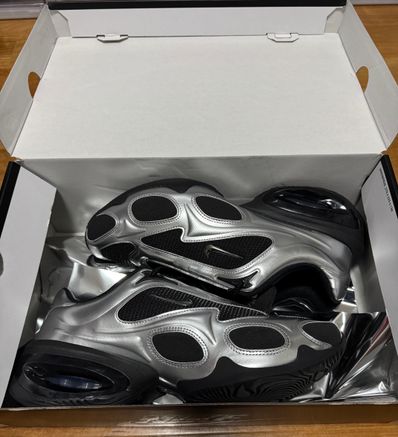 Nike Women's Air Max Muse "Black/Metallic Silver"