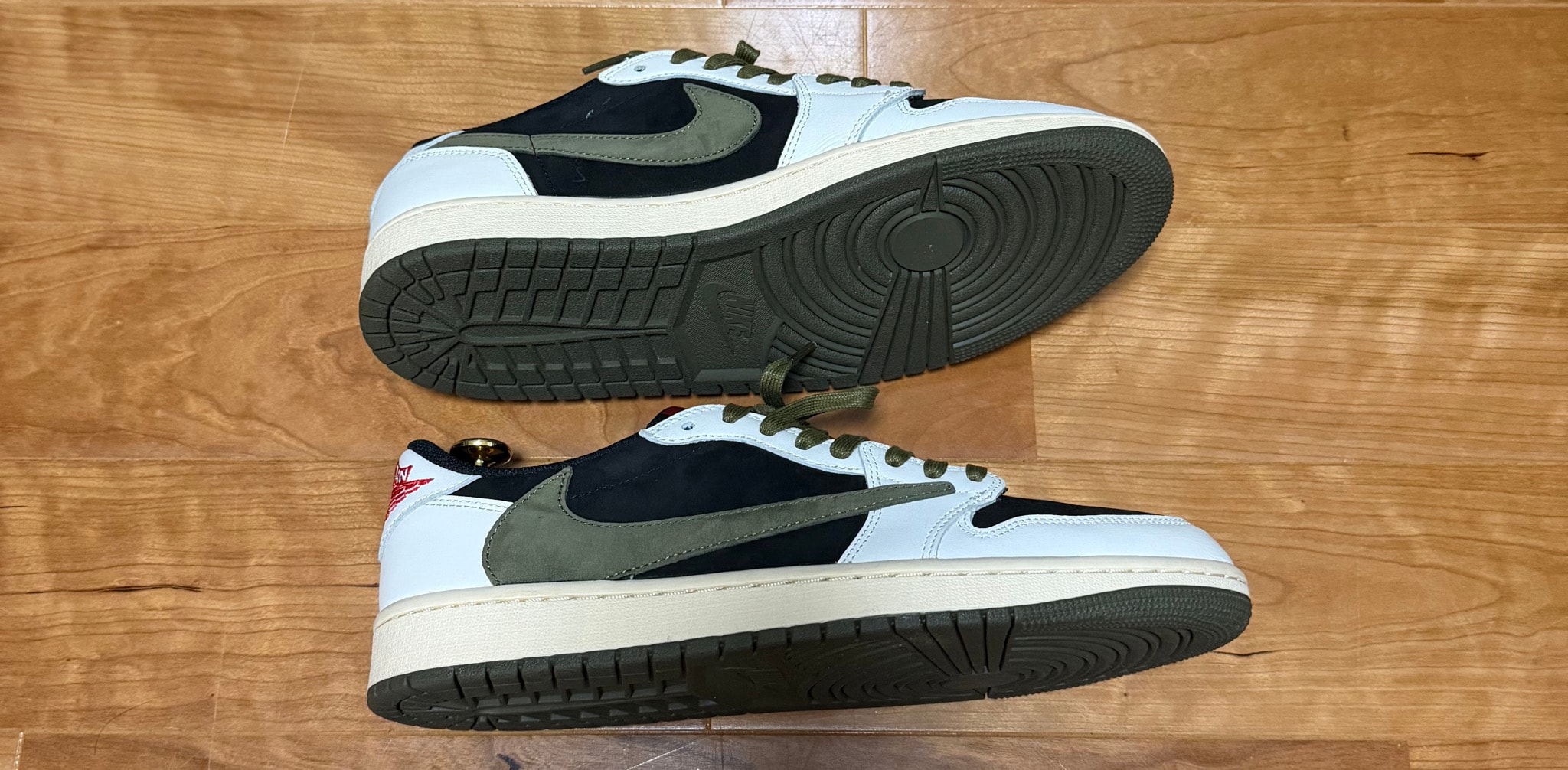 Travis Scott × Nike Women's Air Jordan 1 Low OG "Medium Olive"