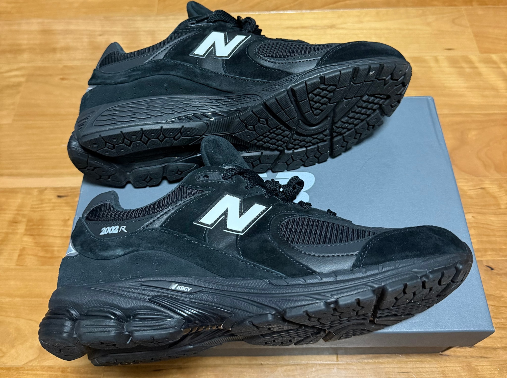 New Balance 2002R GORE-TEX "Black/White"
