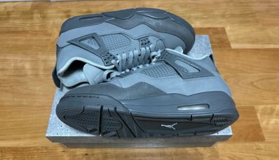 Nike Air Jordan 4 Retro SE "Wet Cement"