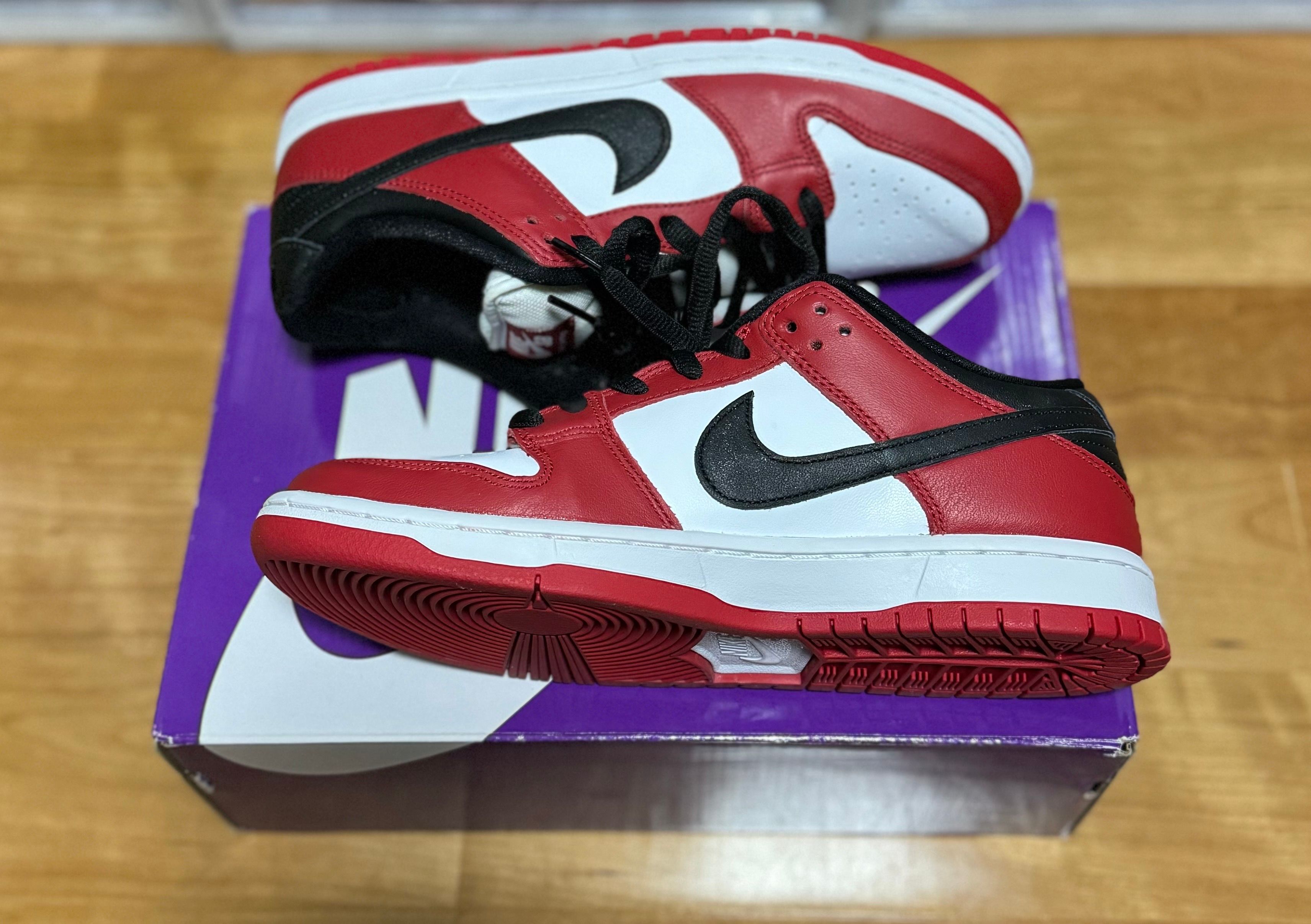 Nike SB Dunk Low Pro "J-Pack Chicago/Varsity Red and White"