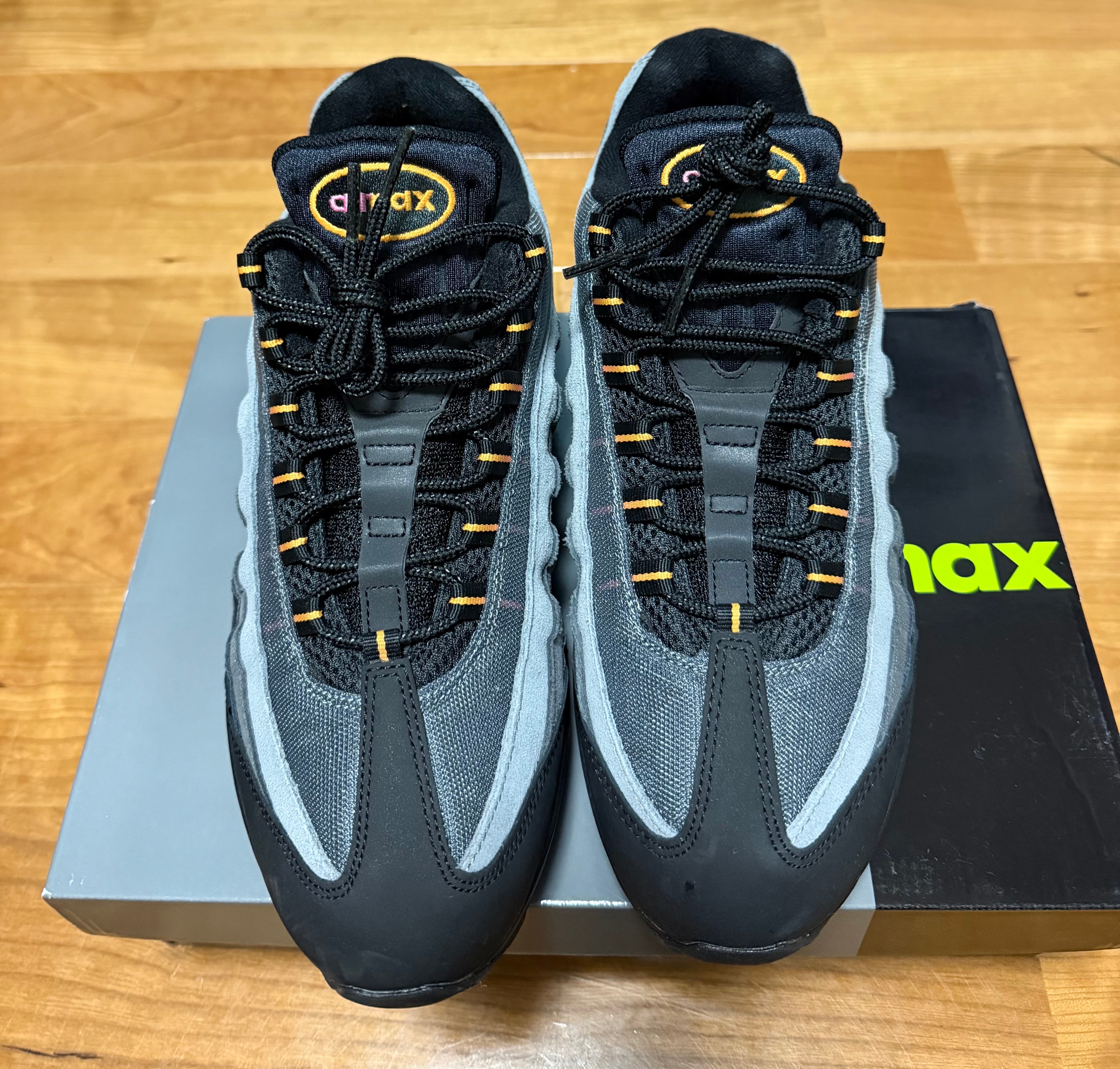 ナイキ エアマックス95 OG "サンダイアル"