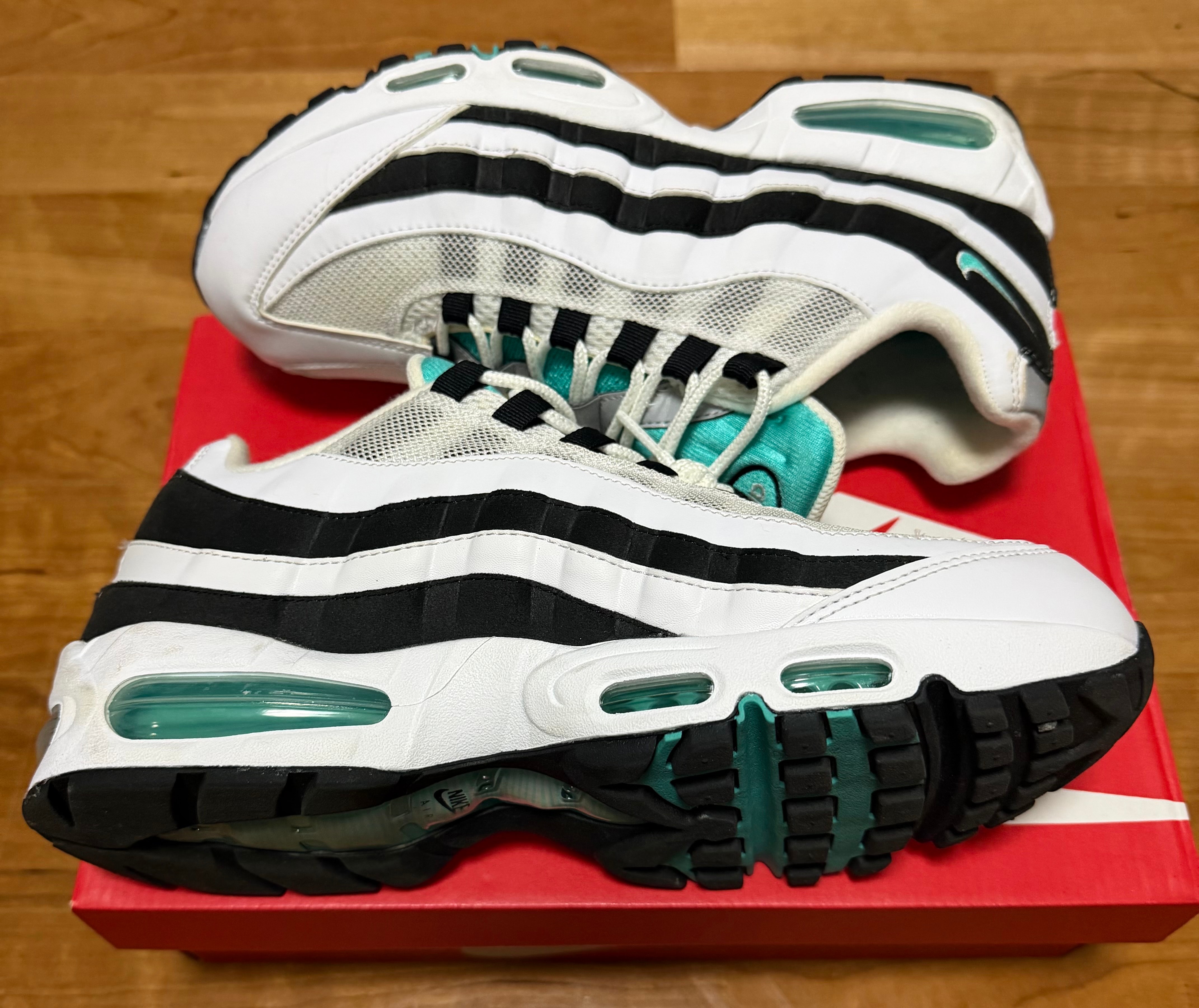 Nike Air Max 95 OG "White and Black"