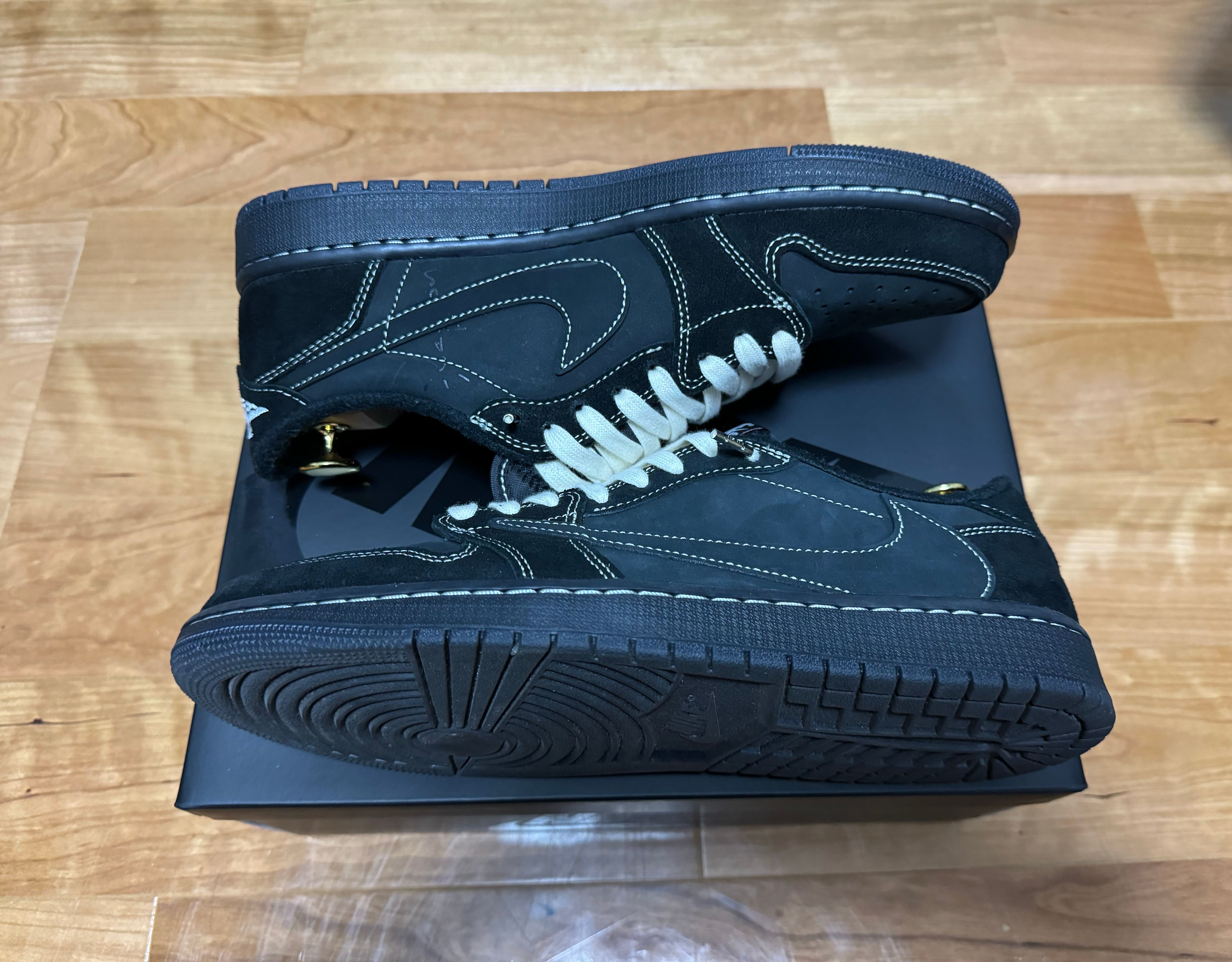 Travis Scott × Nike Air Jordan 1 Low OG SP "Black Phantom"