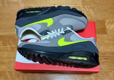 Nike Air Max 90 "Black/Neon Yellow"
