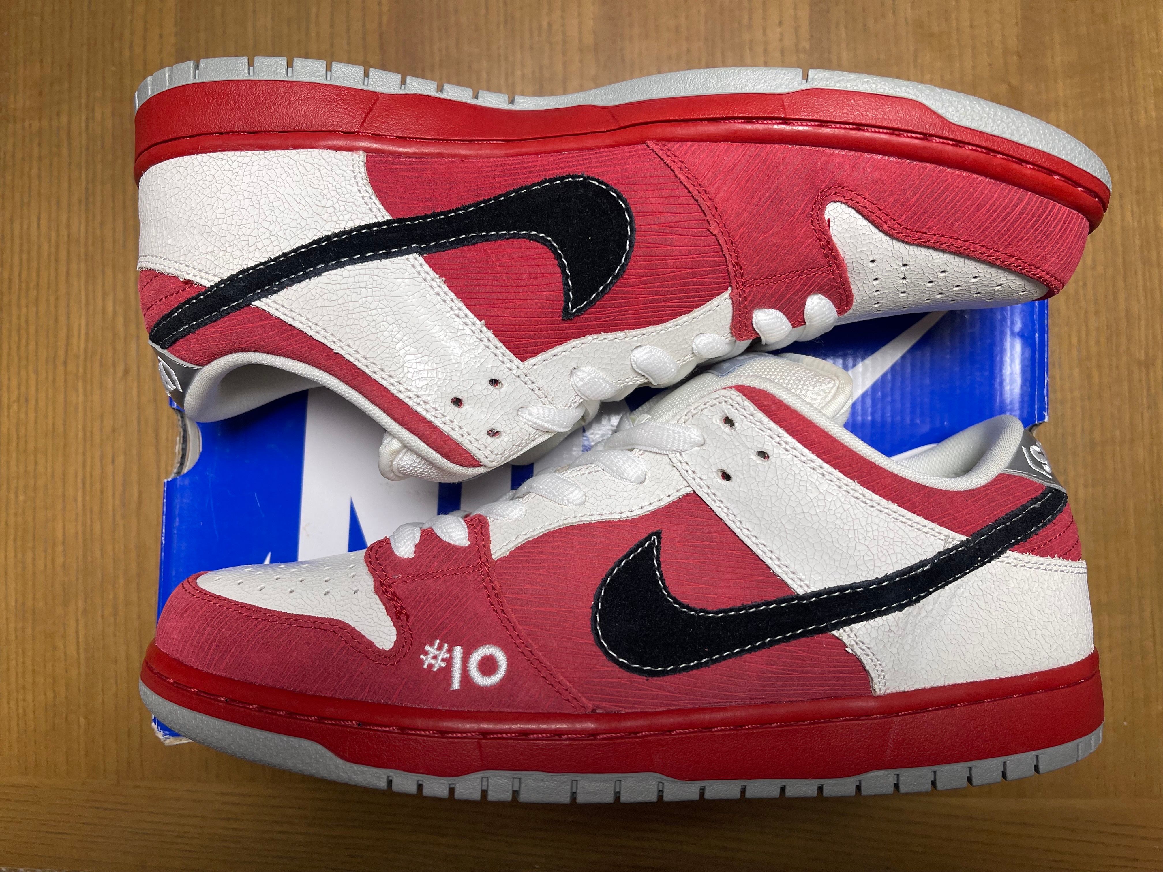 Nike SB Dunk Low "Roller Derby"
