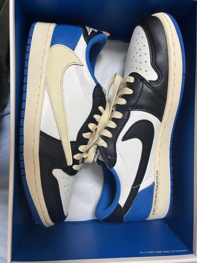 Travis Scott × fragment design × Nike Air Jordan 1 Low OG SP "Military Blue"