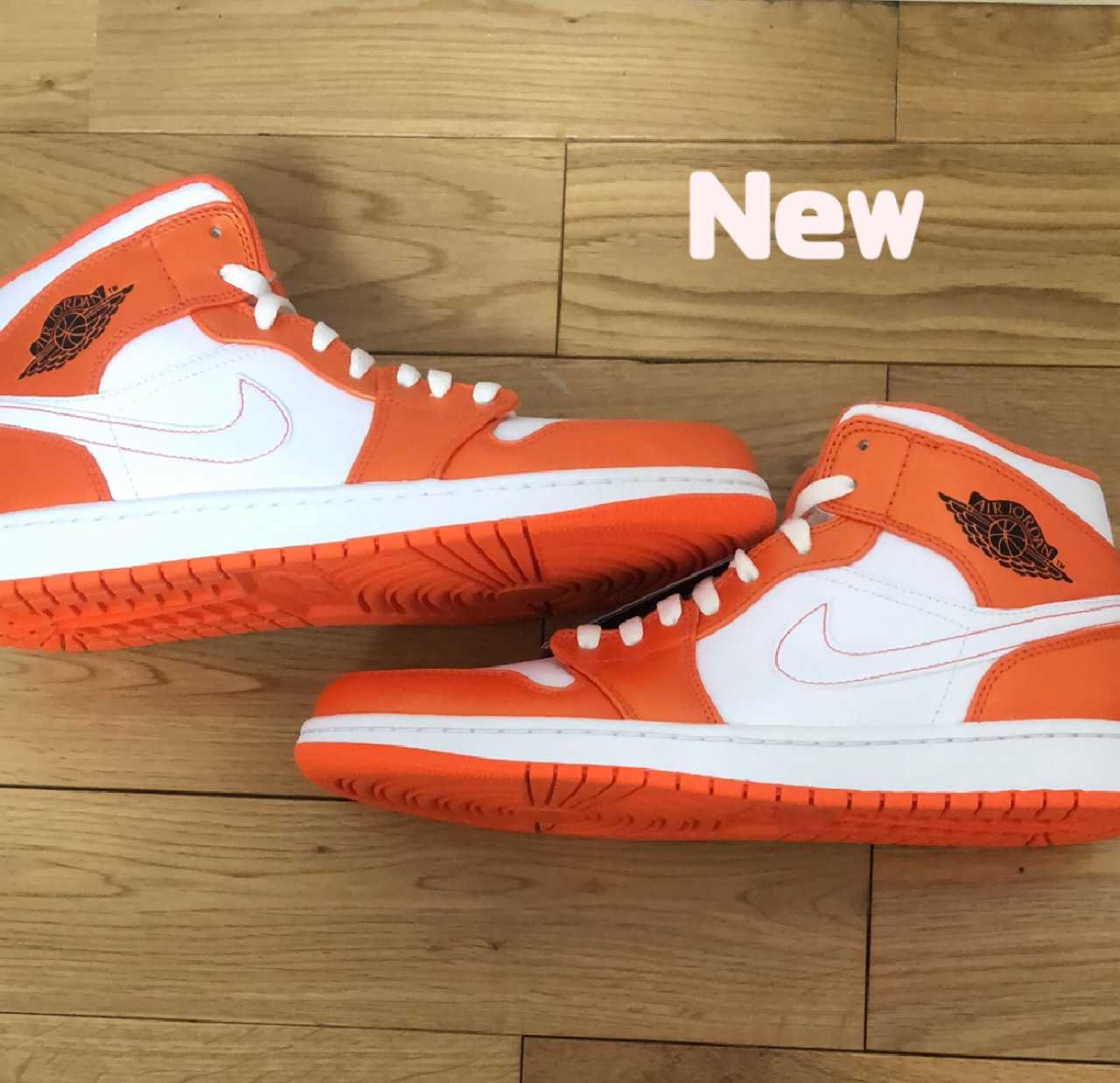 Nike Air Jordan 1 Mid "Orange/White"