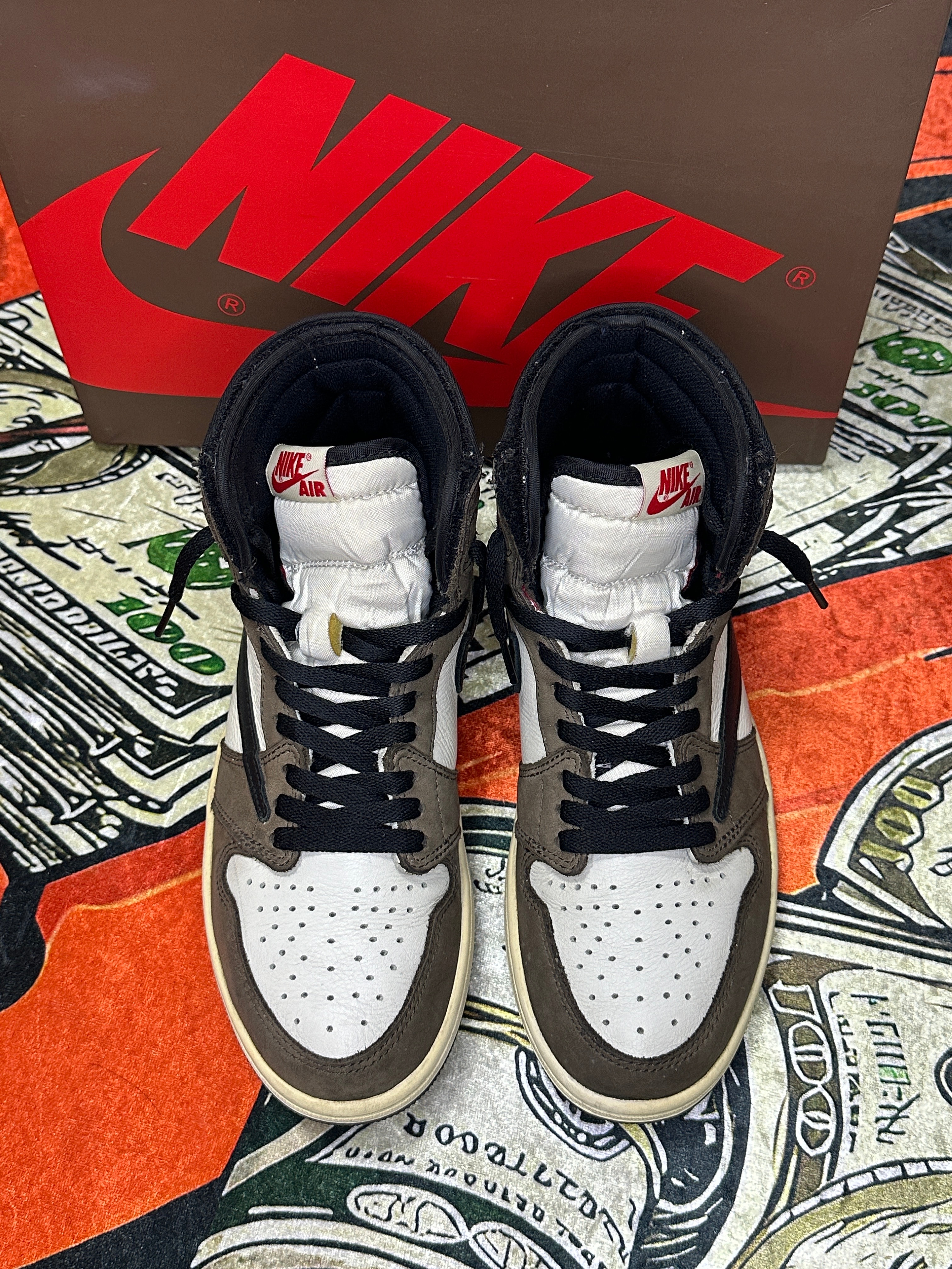 Travis Scott × Nike Air Jordan 1 Retro High OG TS SP "Sail/Dark Mocha"