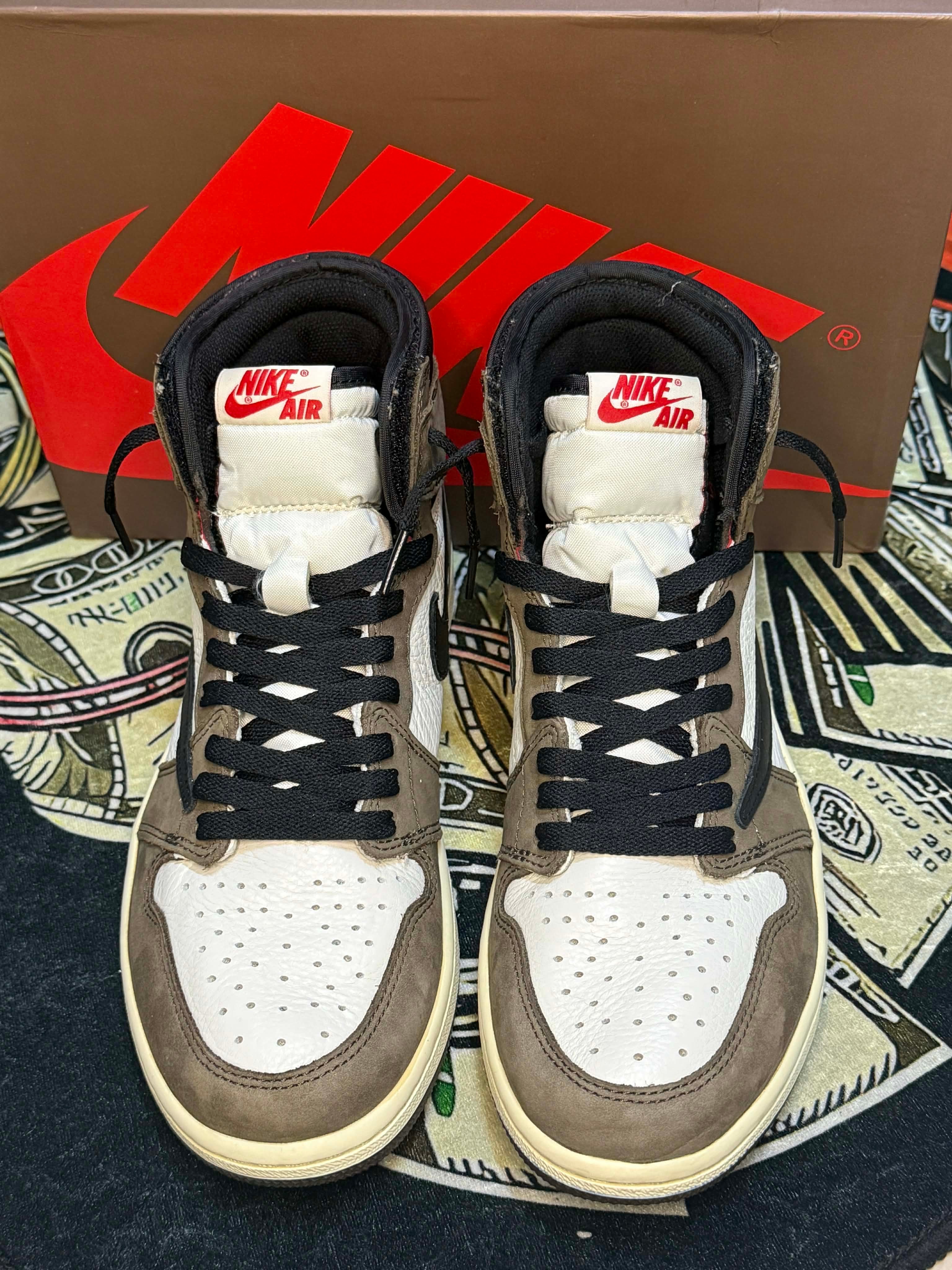 Travis Scott × Nike Air Jordan 1 Retro High OG TS SP "Sail/Dark Mocha"