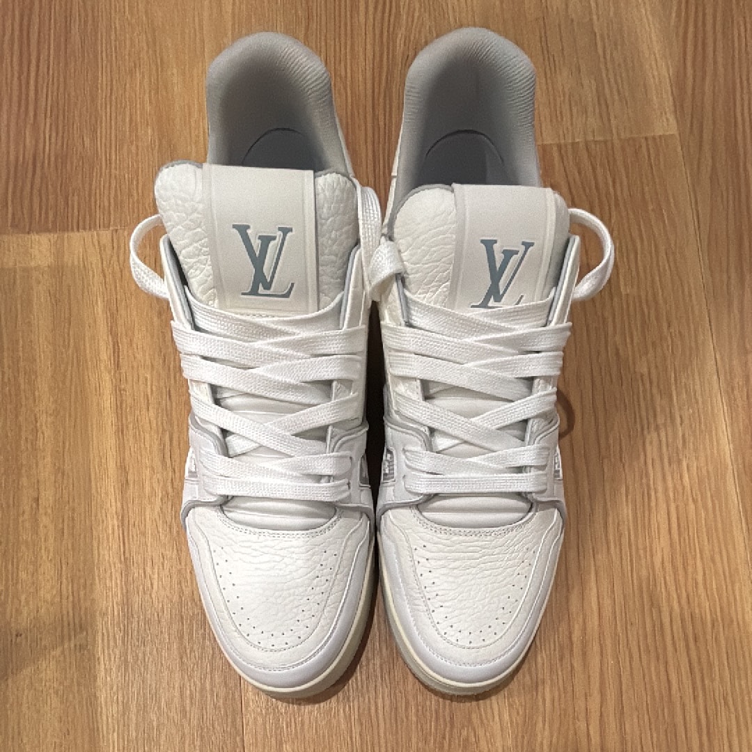 ルイヴィトン LV トレイナー スニーカー "ホワイト"