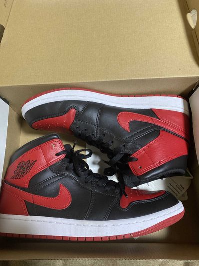 Nike Air Jordan 1 Mid "Bred"