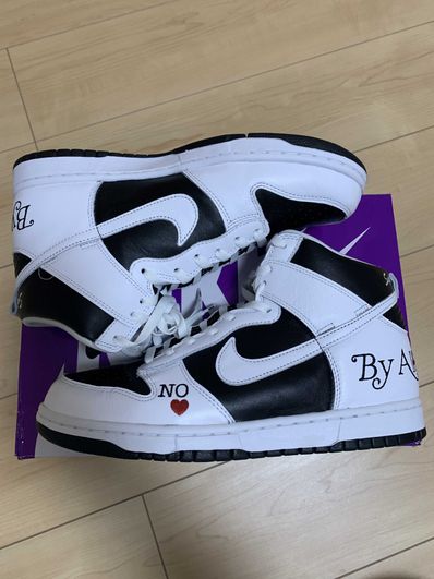 Supreme × Nike SB Dunk High By Any Means "White Black"