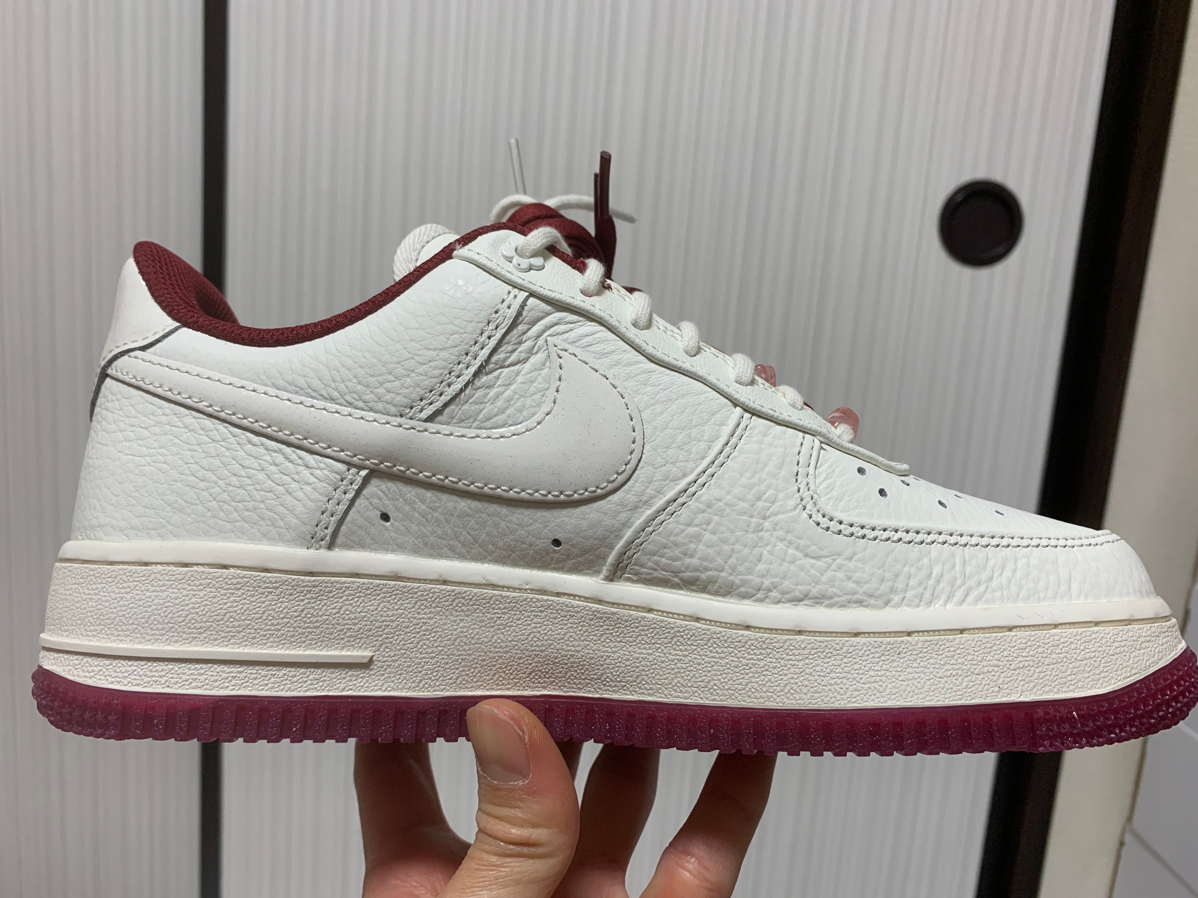 Nike Women's Air Force 1 Low "Valentine’s Day" (2024)