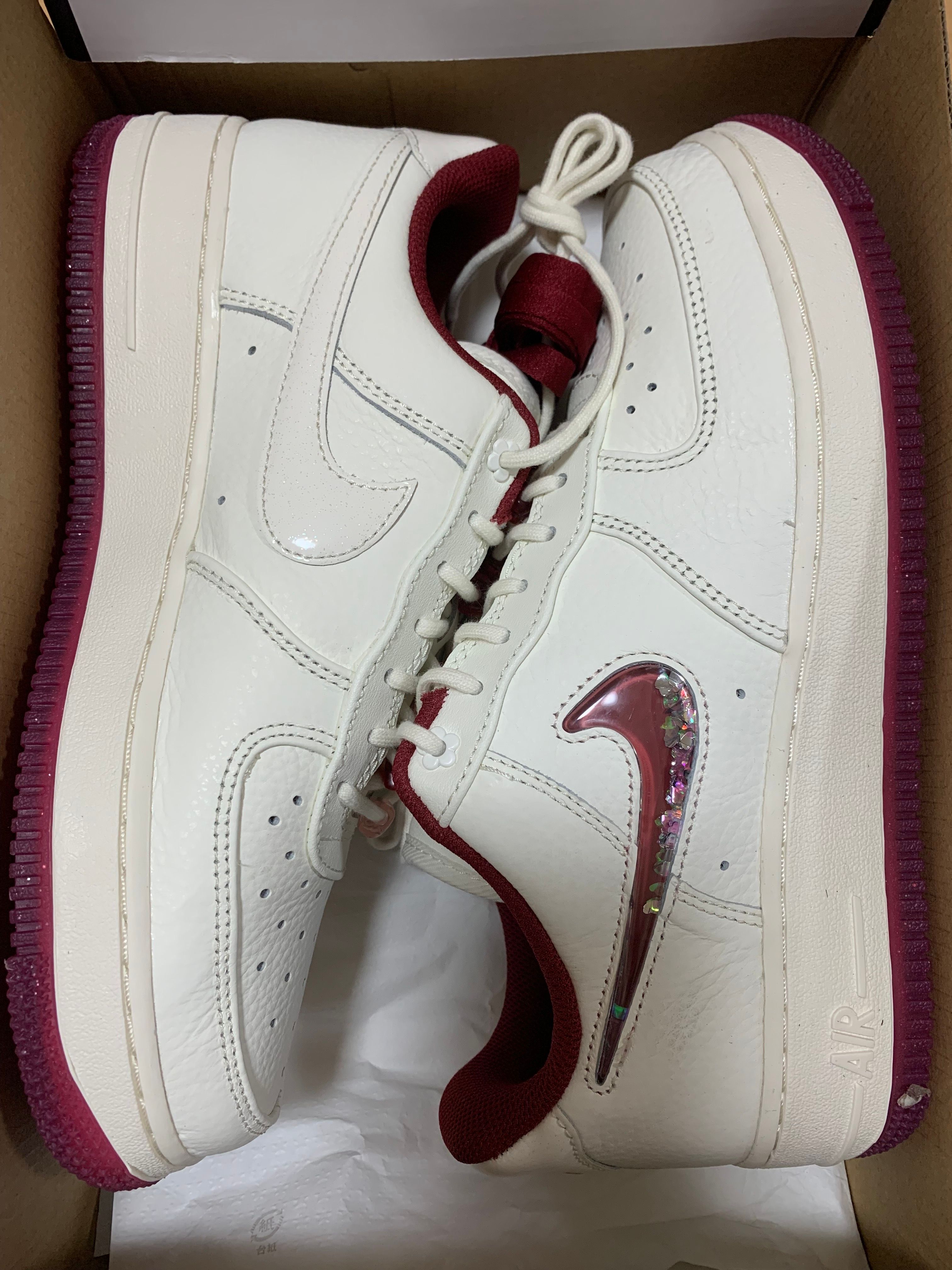 Nike Women's Air Force 1 Low "Valentine’s Day" (2024)