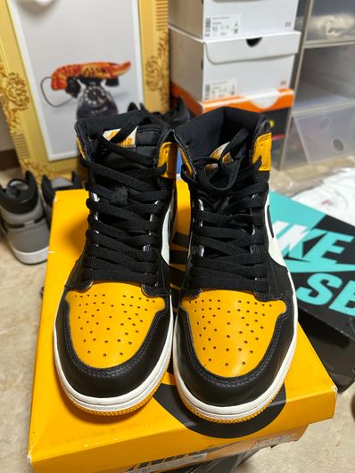Nike Air Jordan 1 Retro High OG "Taxi"
