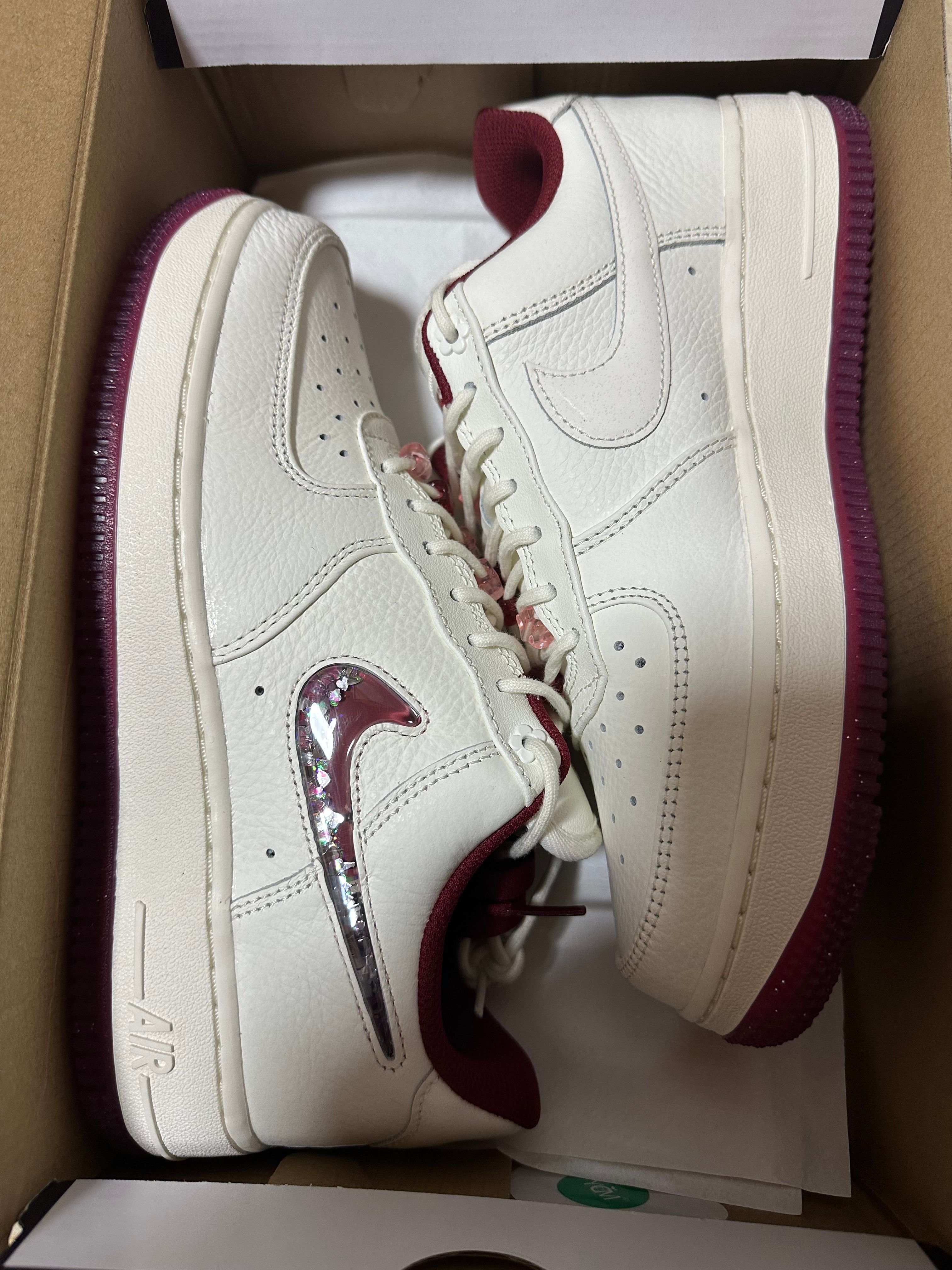 Nike Women's Air Force 1 Low "Valentine’s Day" (2024)