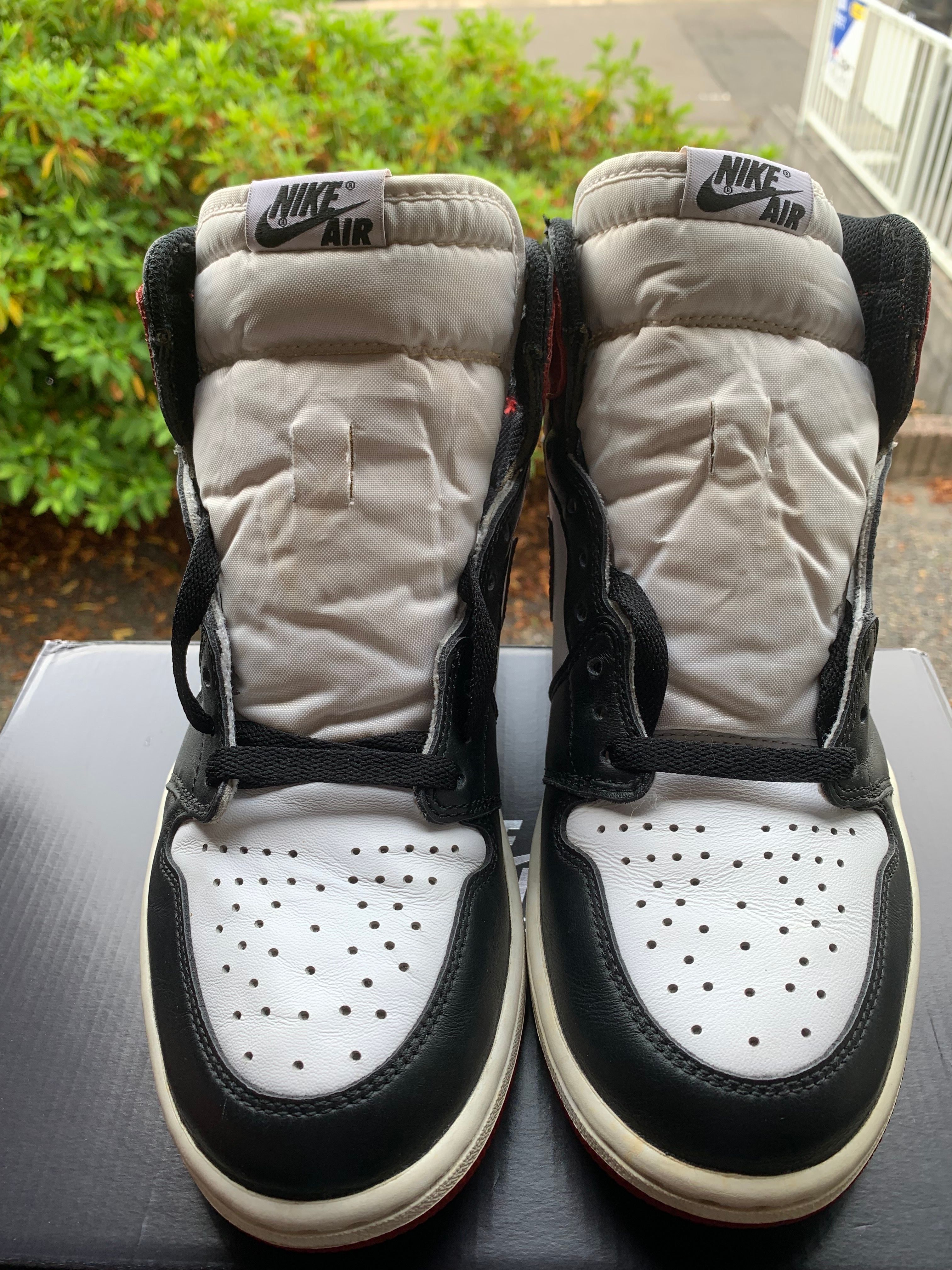 Nike Air Jordan 1 Retro High OG "Black Toe"(2016)