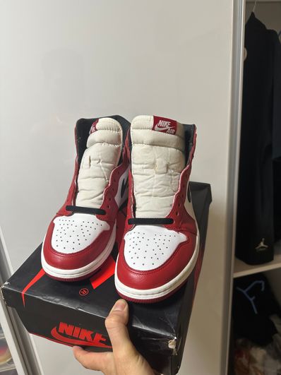 Nike Air Jordan 1 Retro High "Chicago" (2015)