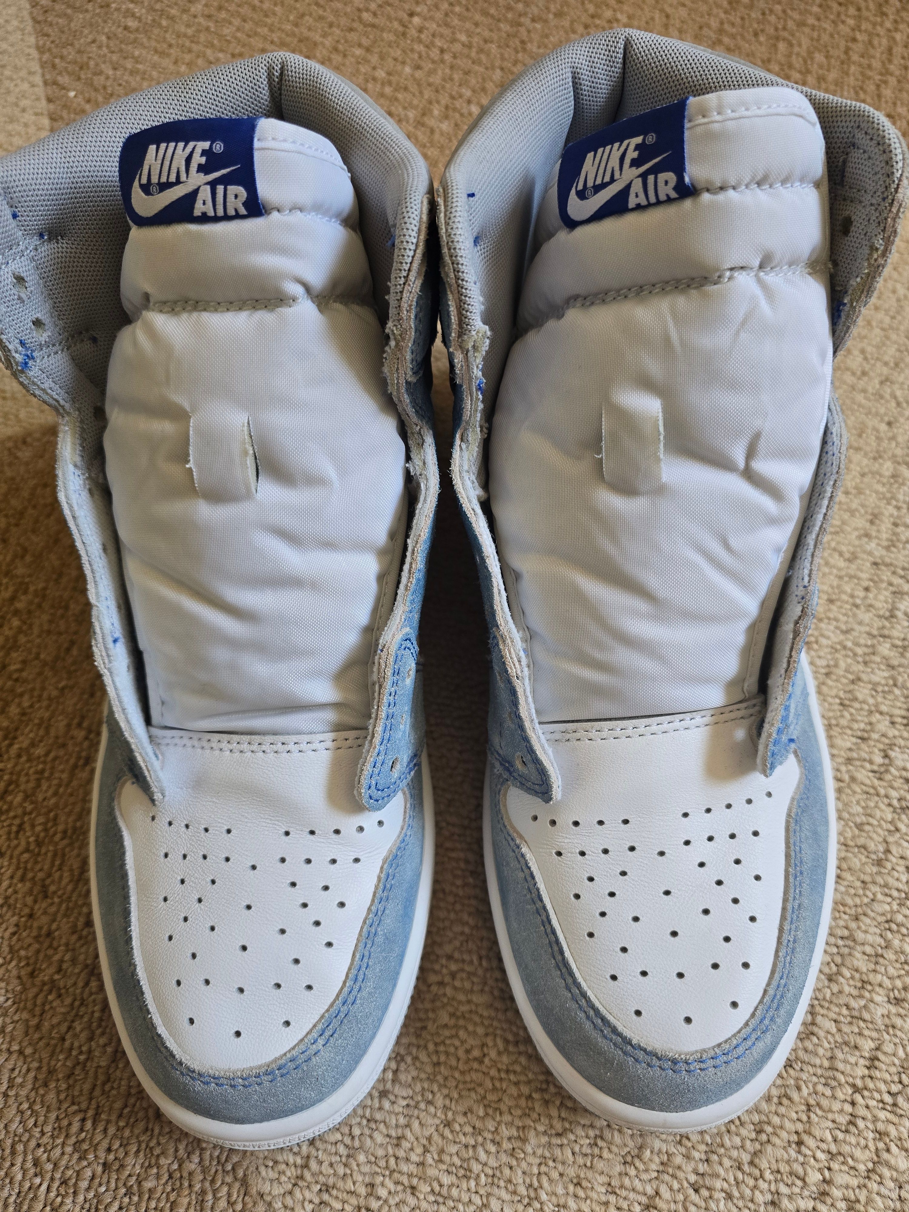 Nike Air Jordan 1 High OG "Hyper Royal"